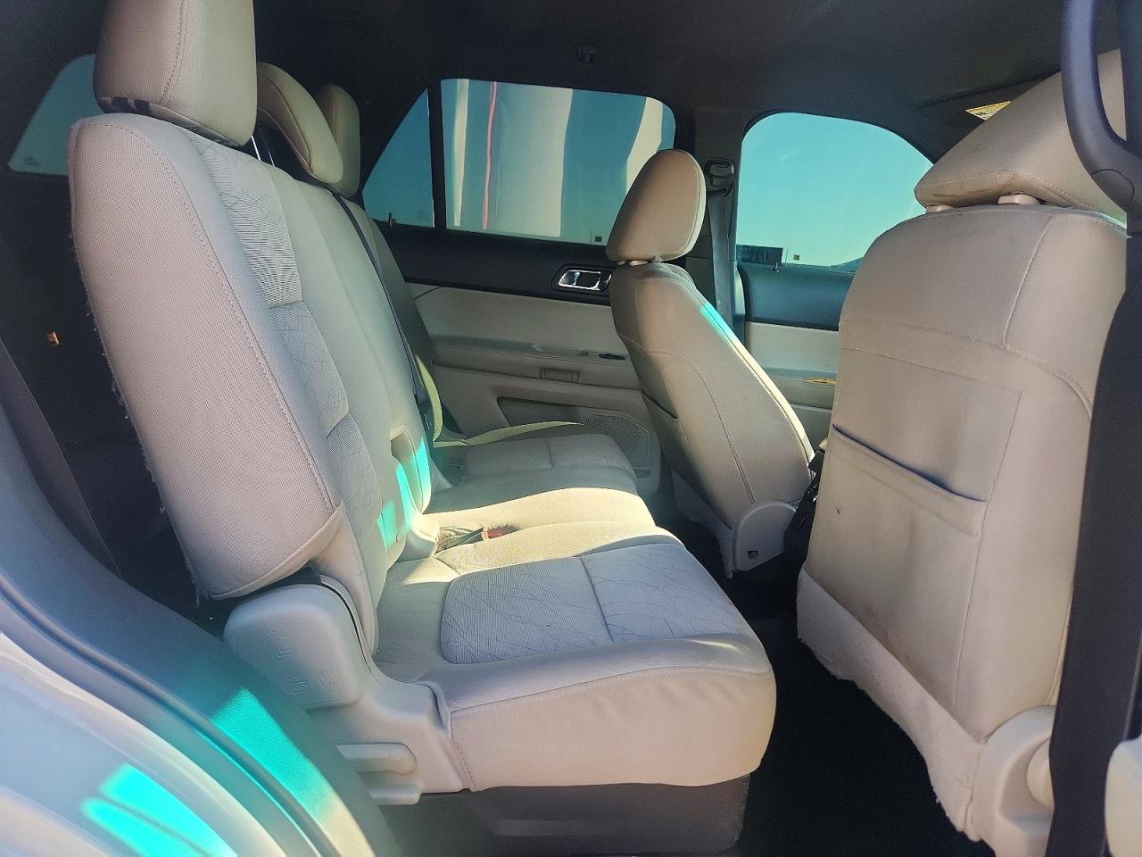 2011 Ford Explorer Silver vin: 1FMHK7B89BGA14512