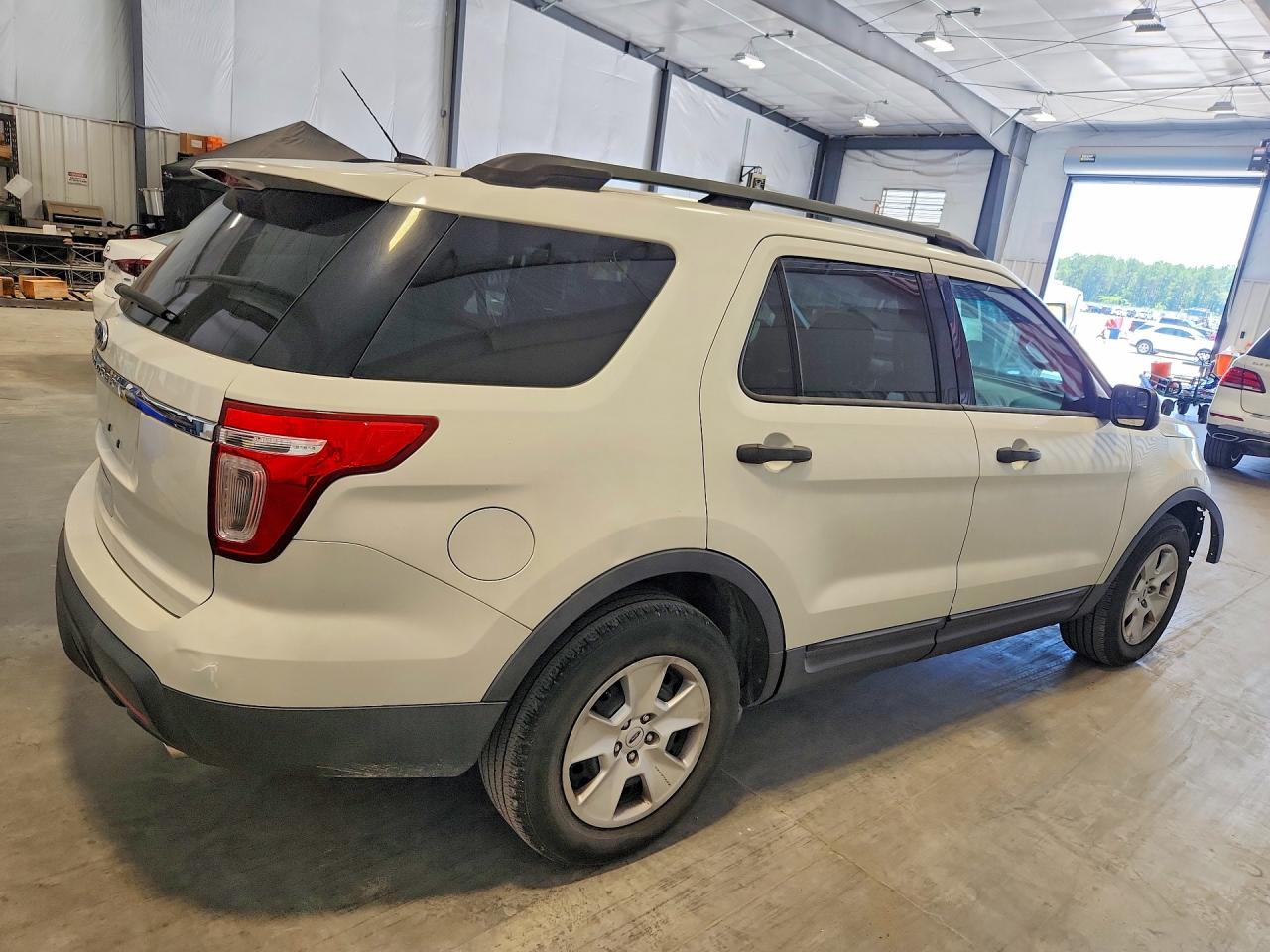 2011 Ford Explorer White vin: 1FMHK7B89BGA67727