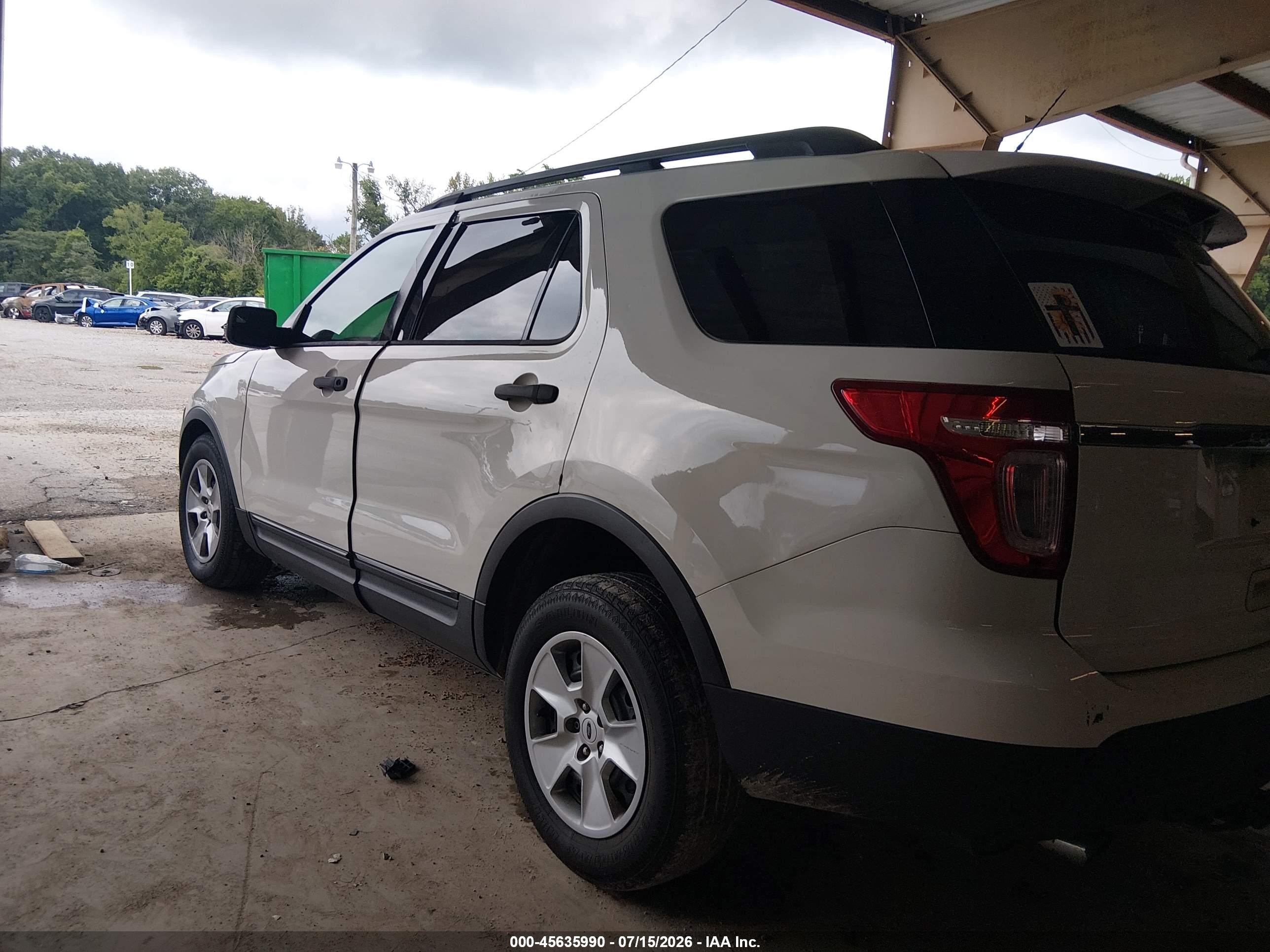 2012 Ford Explorer   White vin: 1FMHK7B8XCGA51909