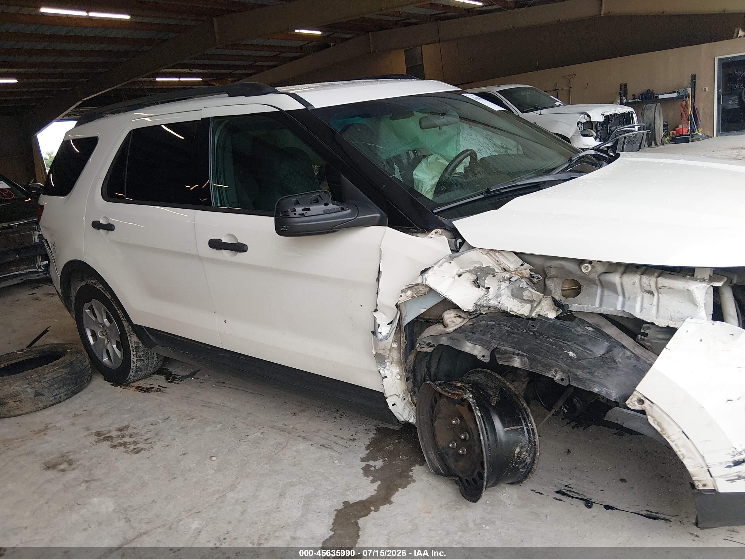 2012 Ford Explorer   White vin: 1FMHK7B8XCGA51909