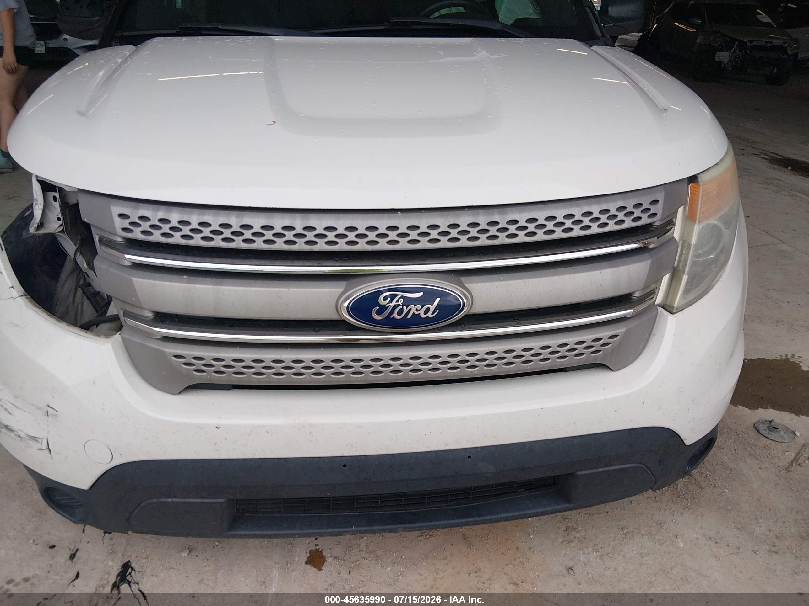 2012 Ford Explorer   White vin: 1FMHK7B8XCGA51909