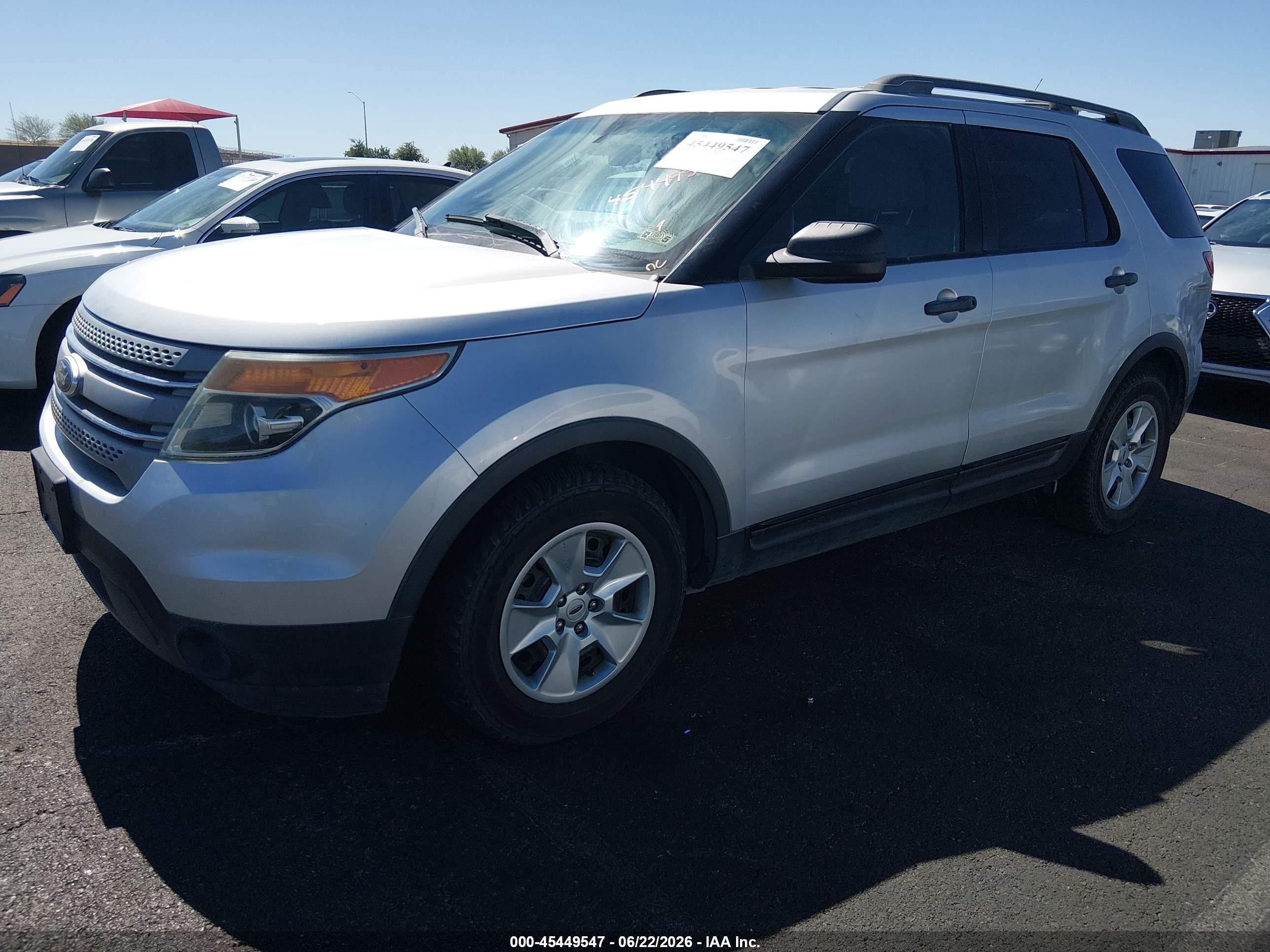 2012 Ford Explorer   Silver vin: 1FMHK7B97CGA01574