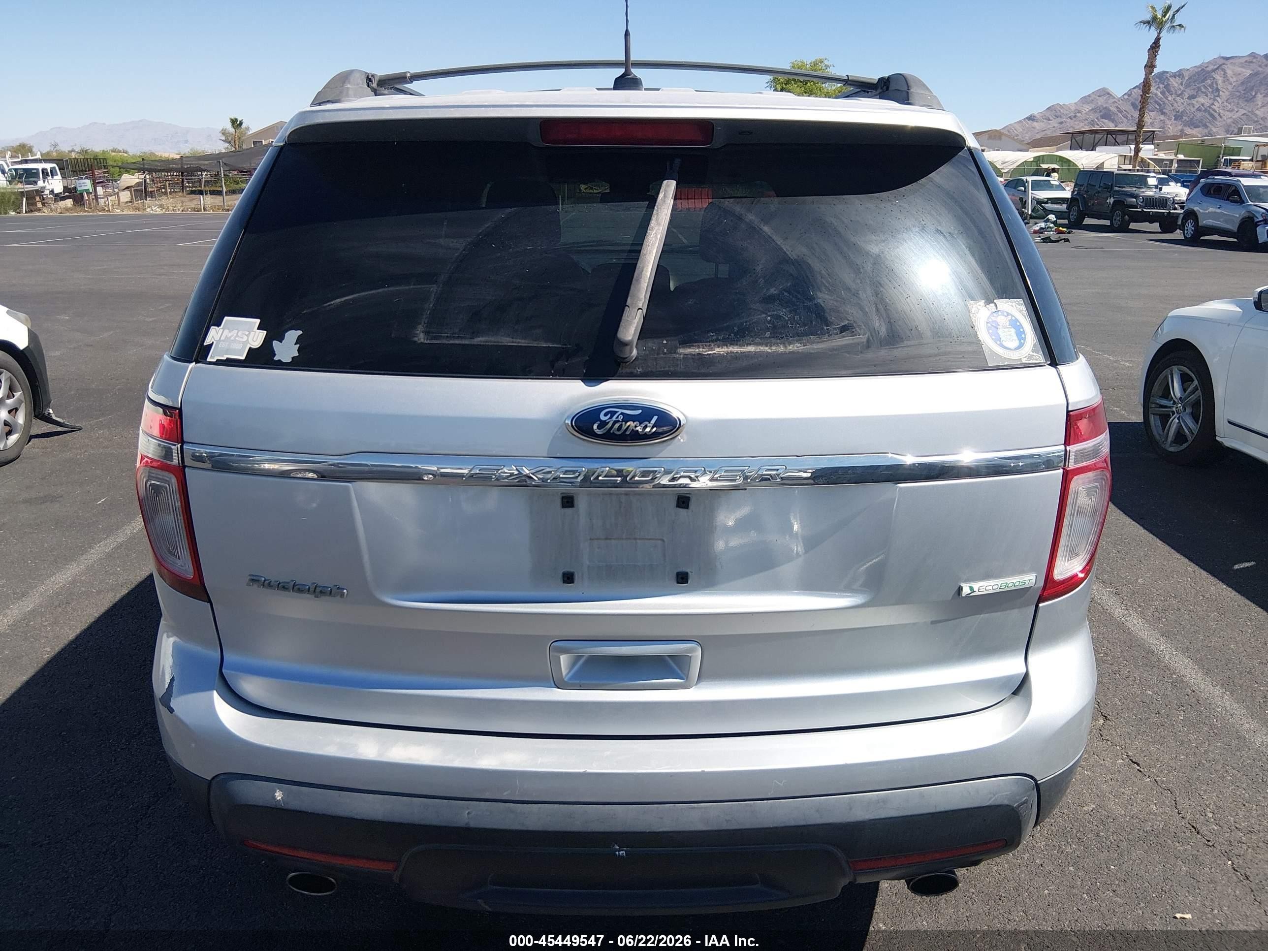 2012 Ford Explorer   Silver vin: 1FMHK7B97CGA01574