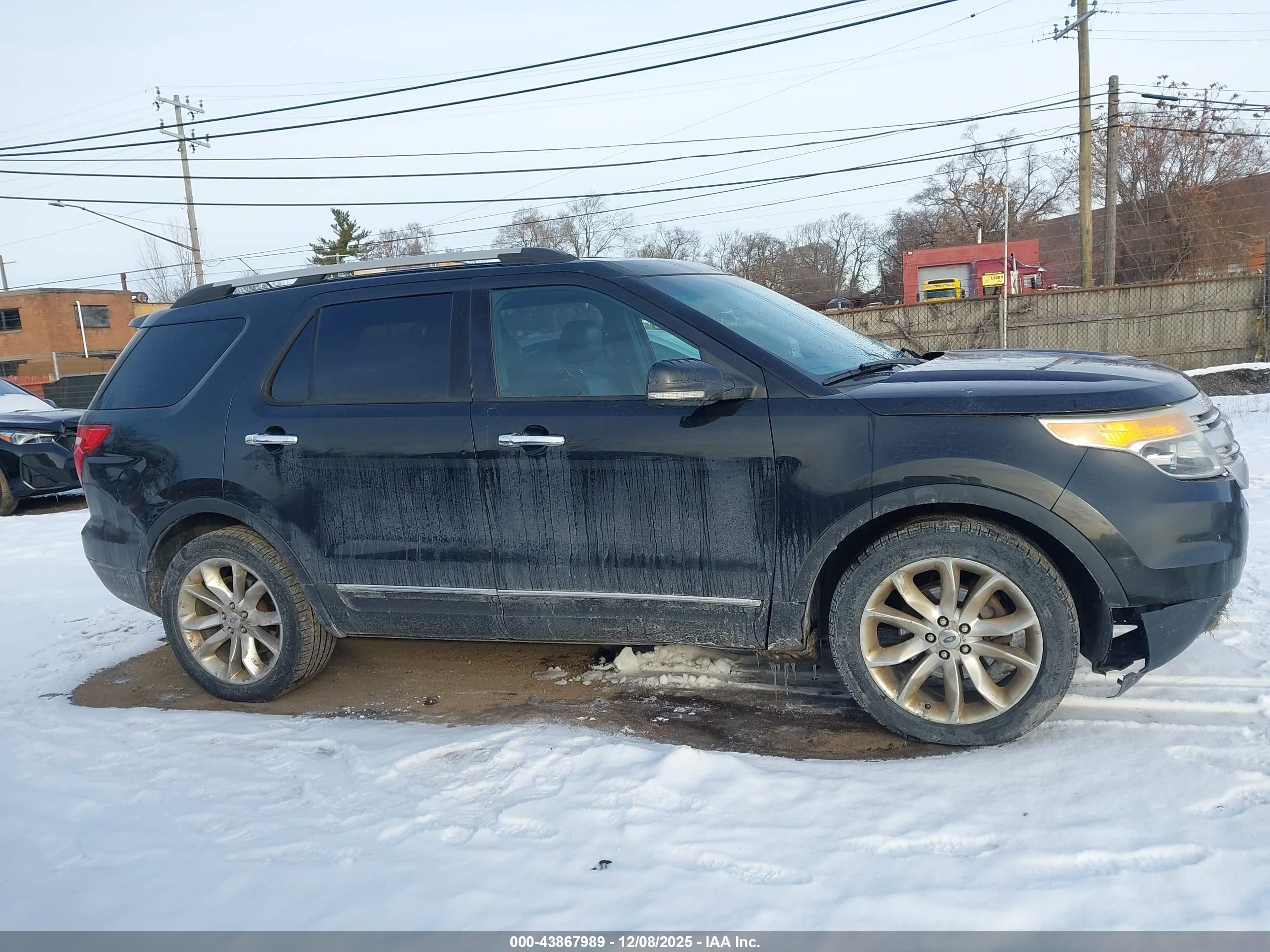 2011 Ford Explorer Xlt Black vin: 1FMHK7D80BGA50165
