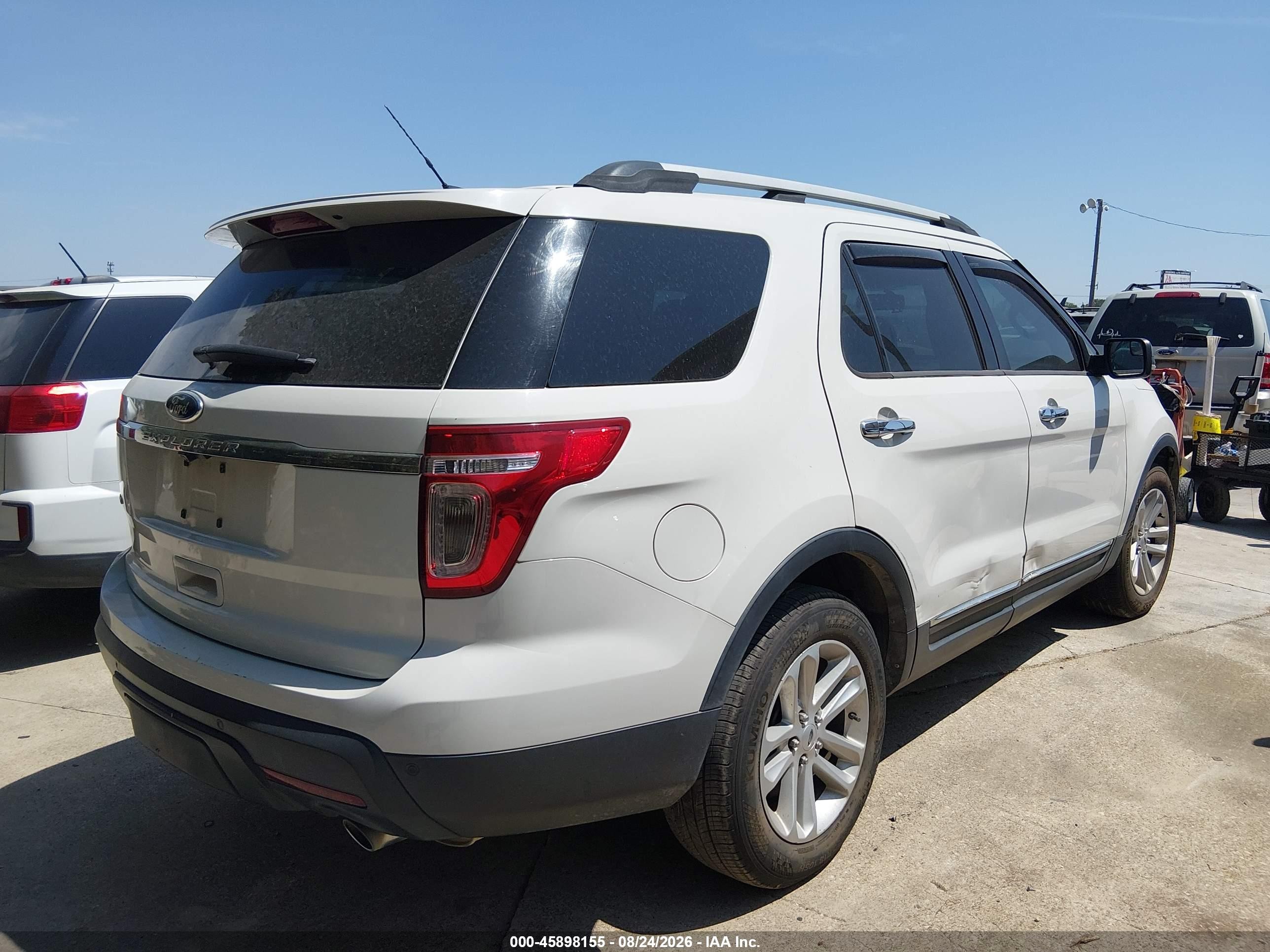 2012 Ford Explorer Xlt Cream vin: 1FMHK7D80CGA67775