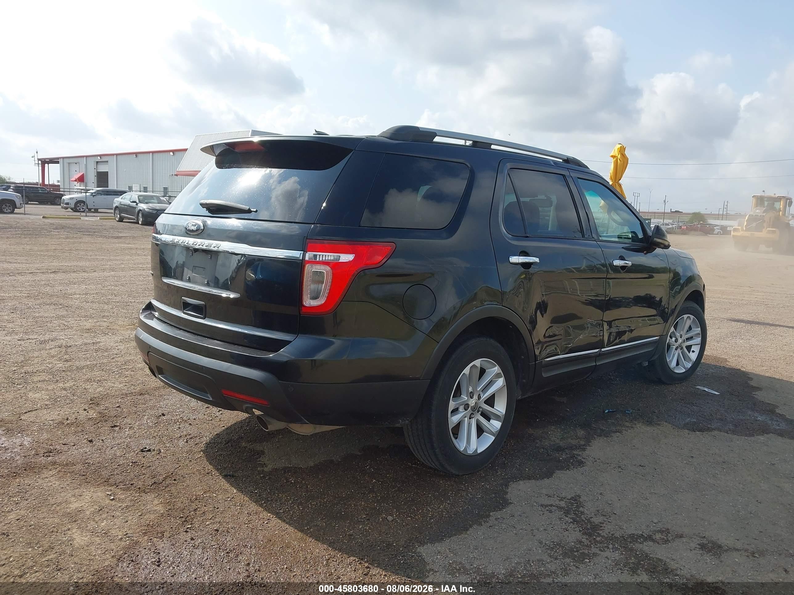 2011 Ford Explorer Xlt Black vin: 1FMHK7D81BGA53687