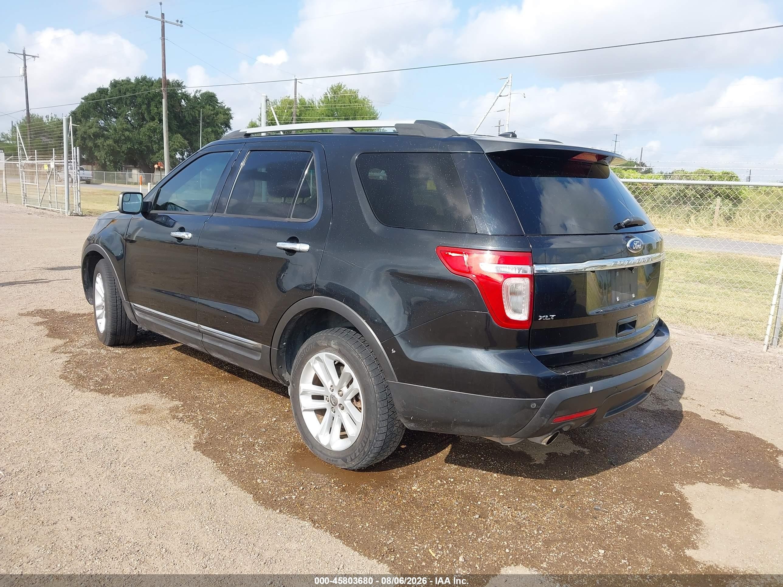 2011 Ford Explorer Xlt Black vin: 1FMHK7D81BGA53687