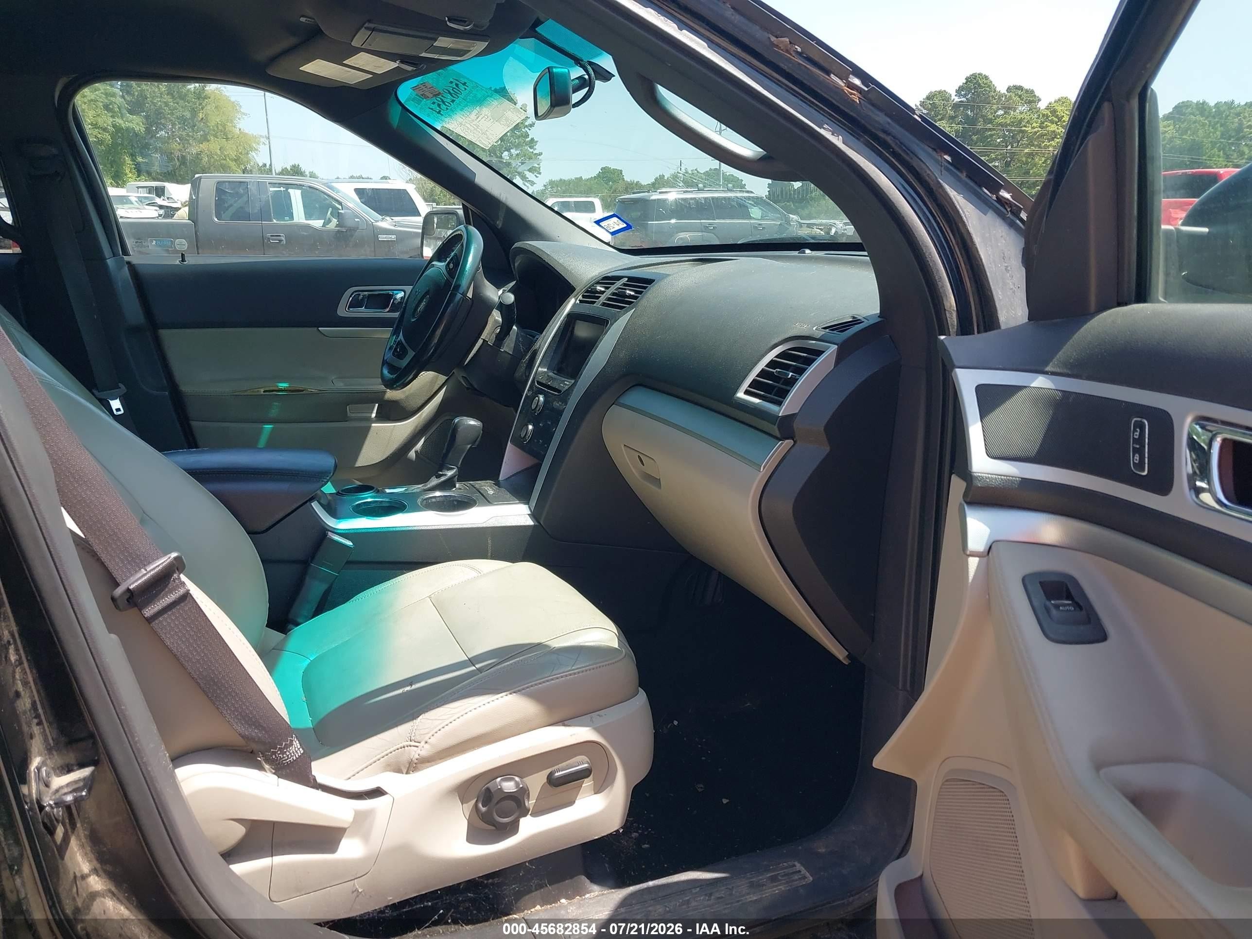 2012 Ford Explorer Xlt Black vin: 1FMHK7D81CGA12977