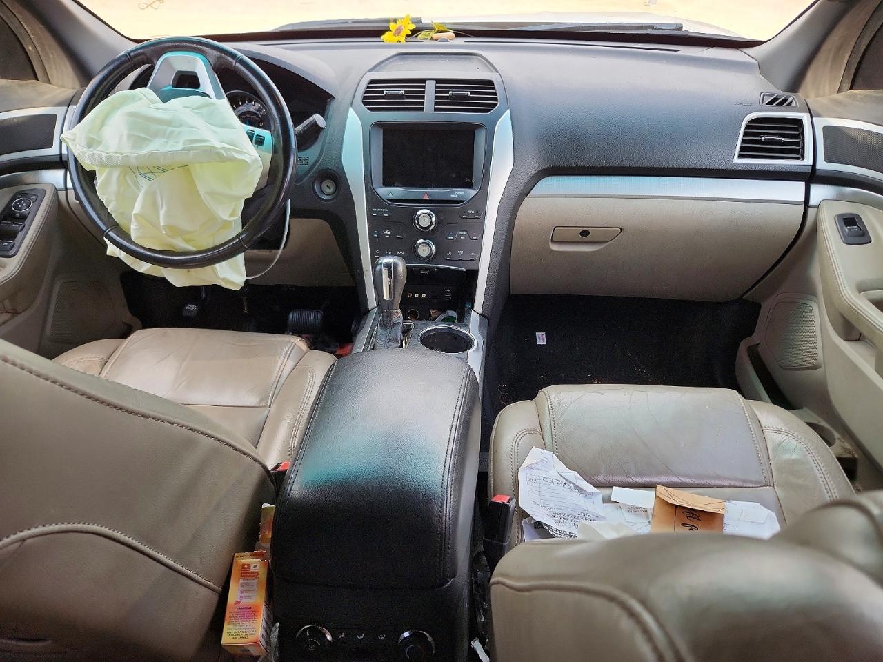 2012 Ford Explorer Xlt Серебряный vin: 1FMHK7D81CGA50743