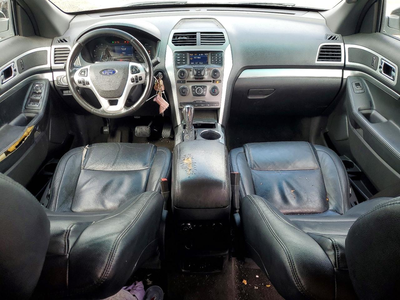 2011 Ford Explorer Xlt White vin: 1FMHK7D82BGA65492
