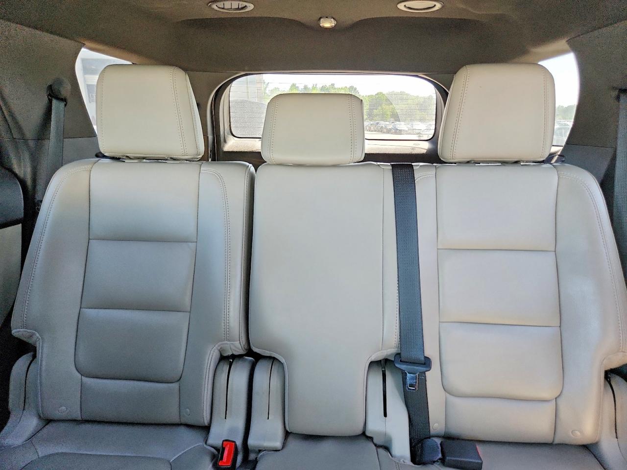 2011 Ford Explorer Xlt Tan vin: 1FMHK7D82BGA78968