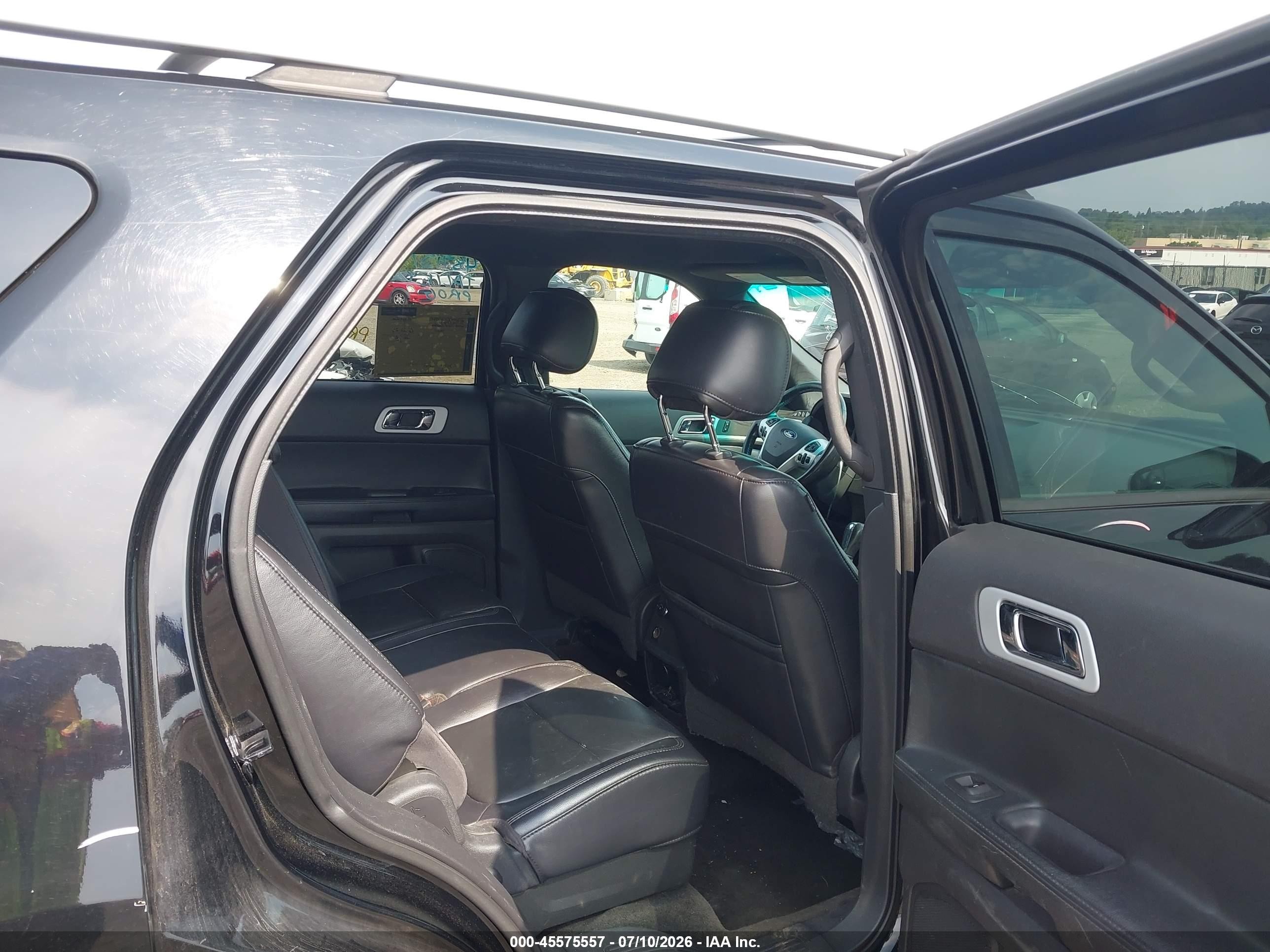 2012 Ford Explorer Xlt Black vin: 1FMHK7D82CGA11224