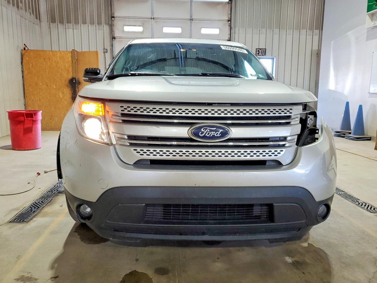 2012 Ford Explorer Xlt Silver vin: 1FMHK7D82CGA30176