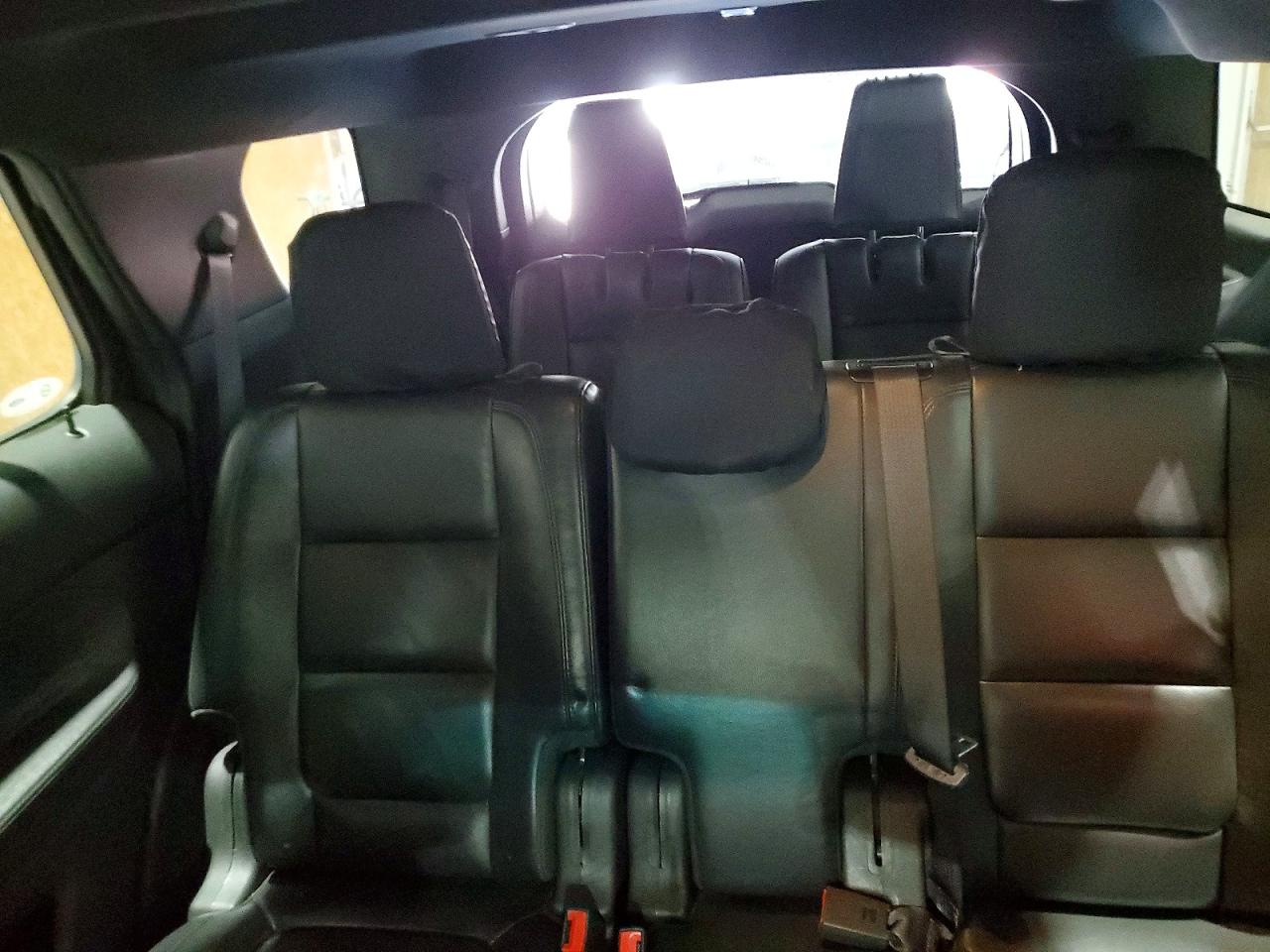 2012 Ford Explorer Xlt Silver vin: 1FMHK7D82CGA30176