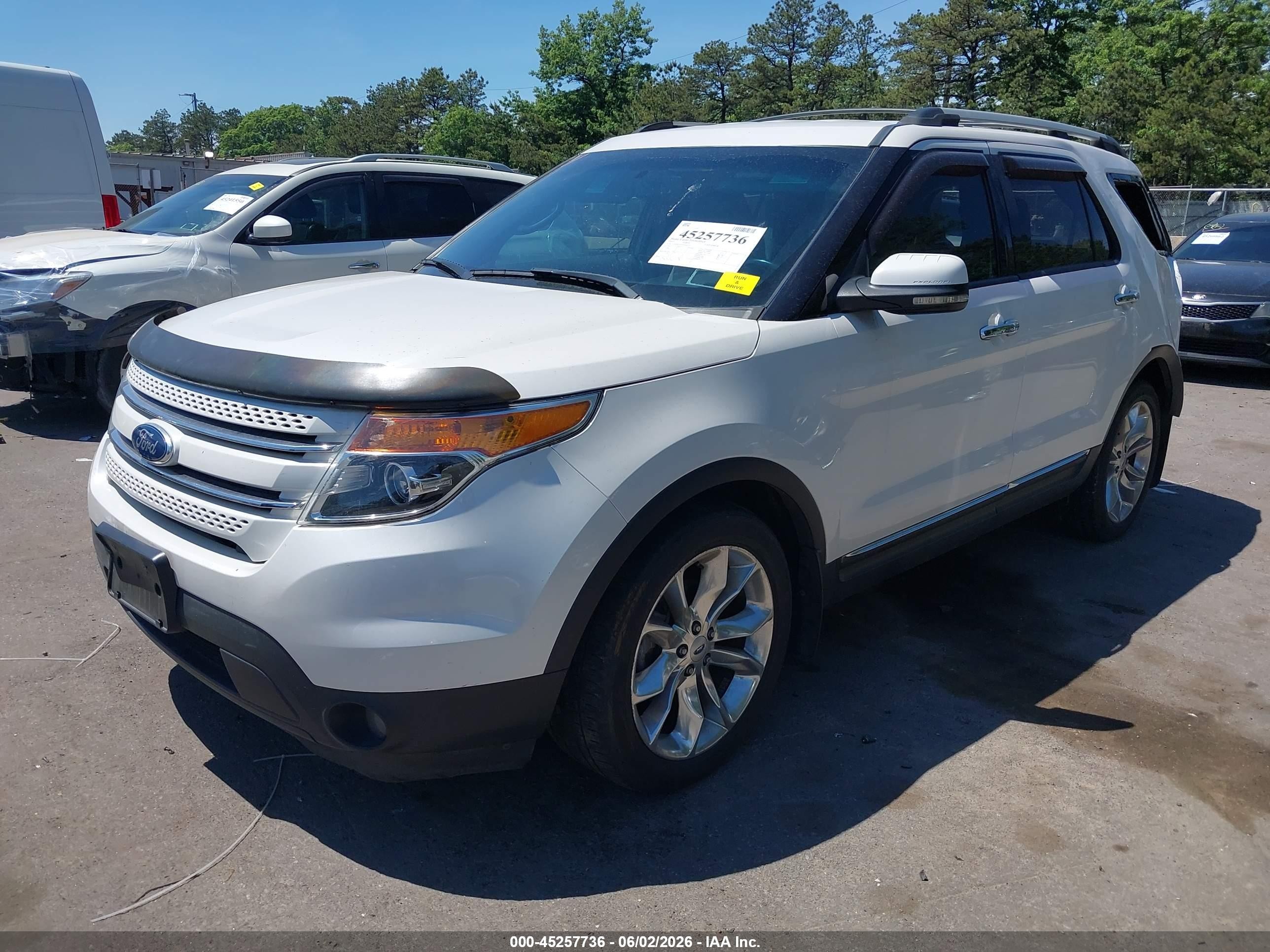 2012 Ford Explorer Xlt Белый vin: 1FMHK7D82CGA63372