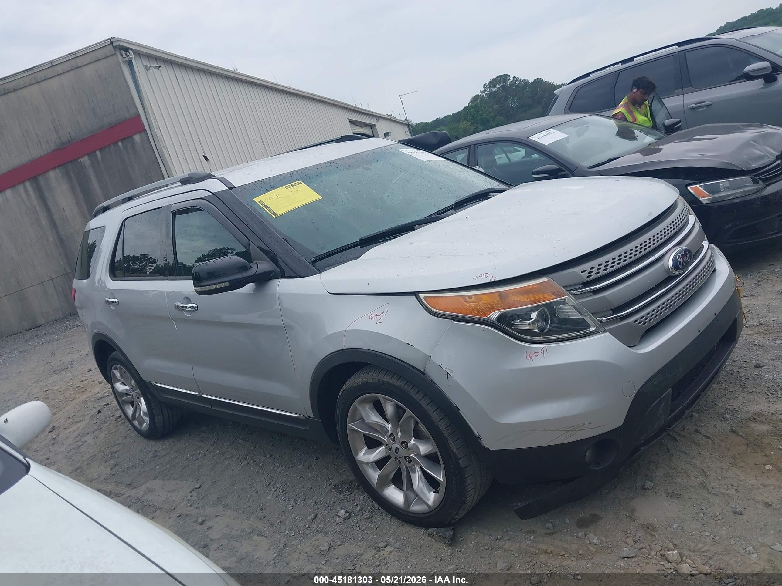 2012 Ford Explorer Xlt White vin: 1FMHK7D82CGA98722