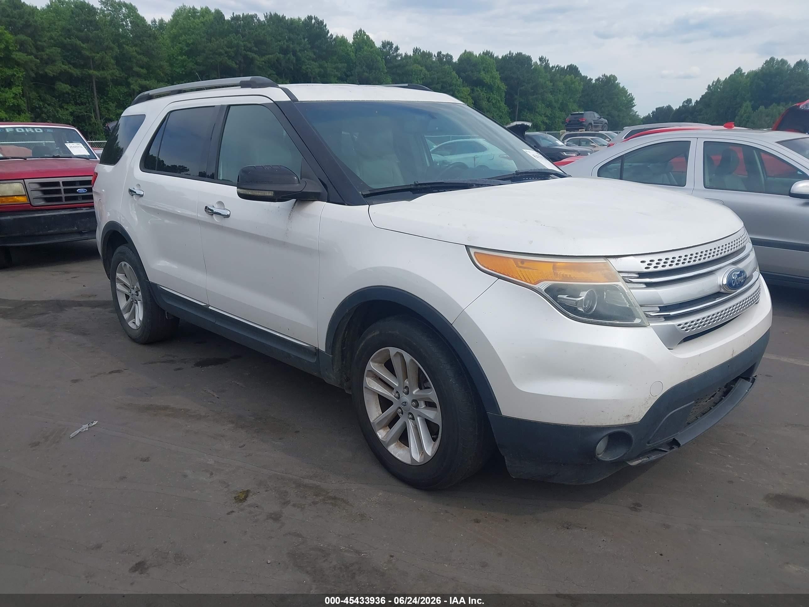 2012 Ford Explorer Xlt Белый vin: 1FMHK7D82CGA99112