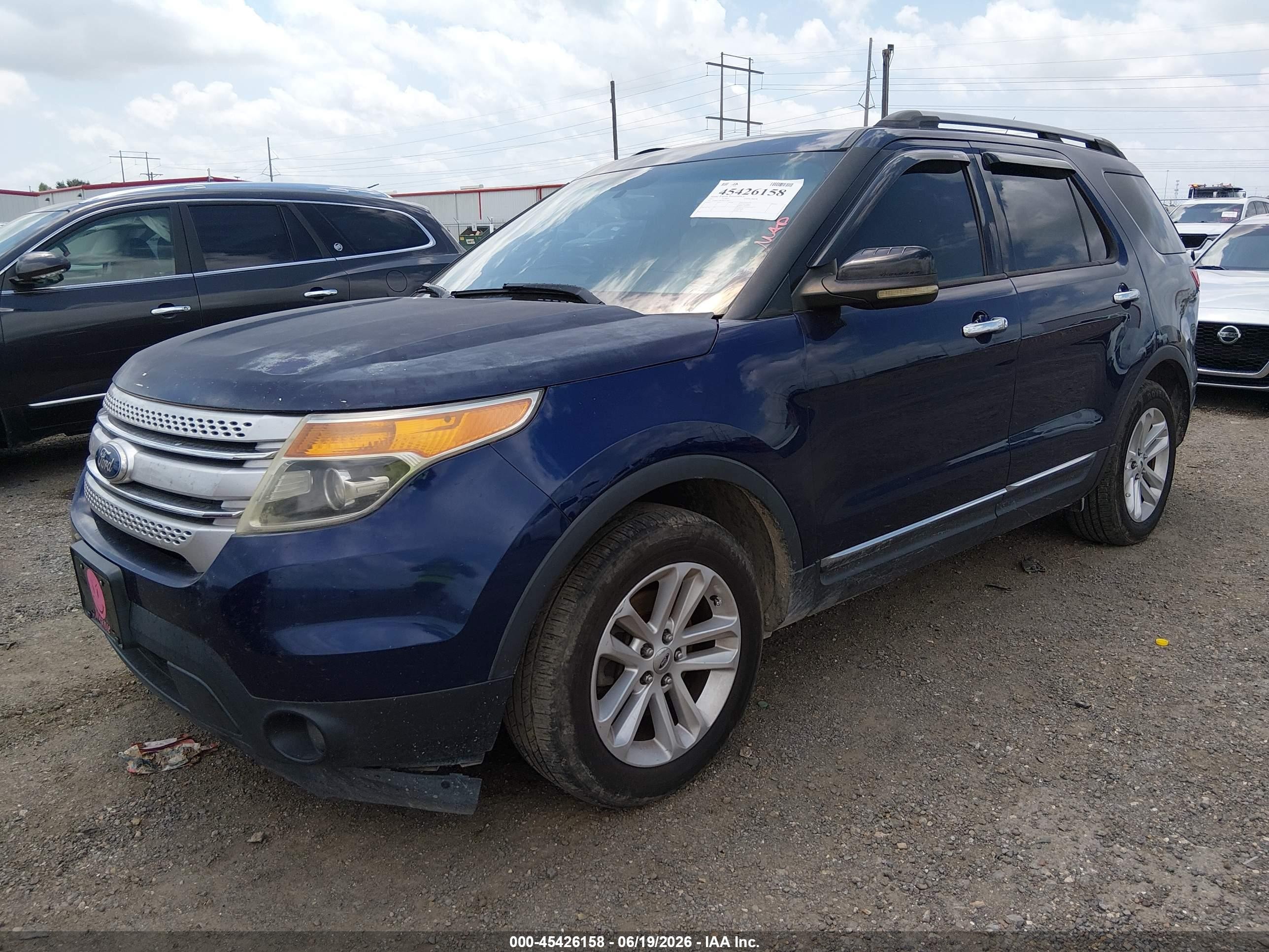 2011 Ford Explorer Xlt Blue vin: 1FMHK7D83BGA28421