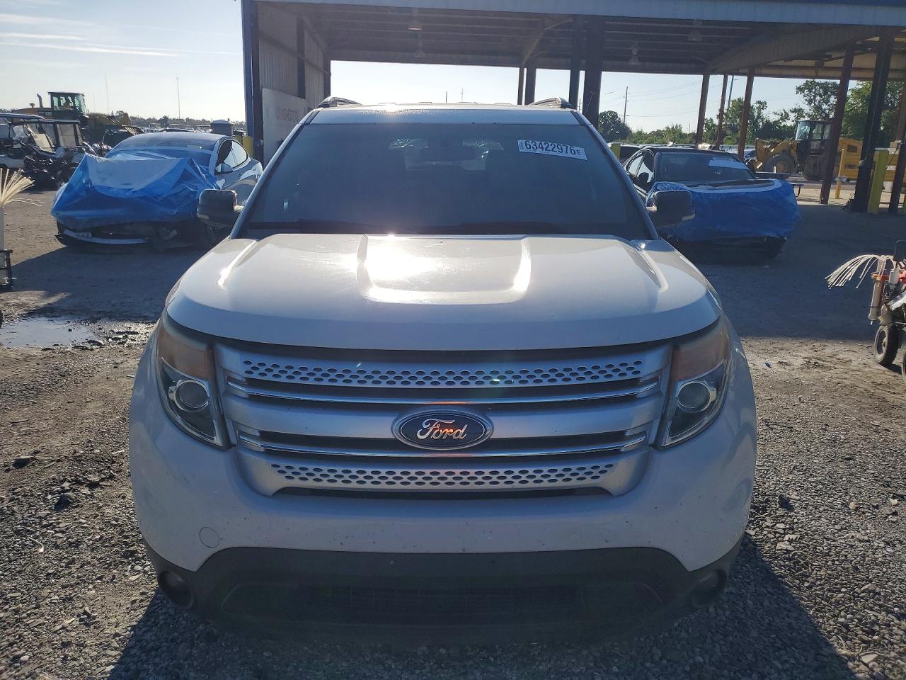 2011 Ford Explorer Xlt White vin: 1FMHK7D83BGA30542