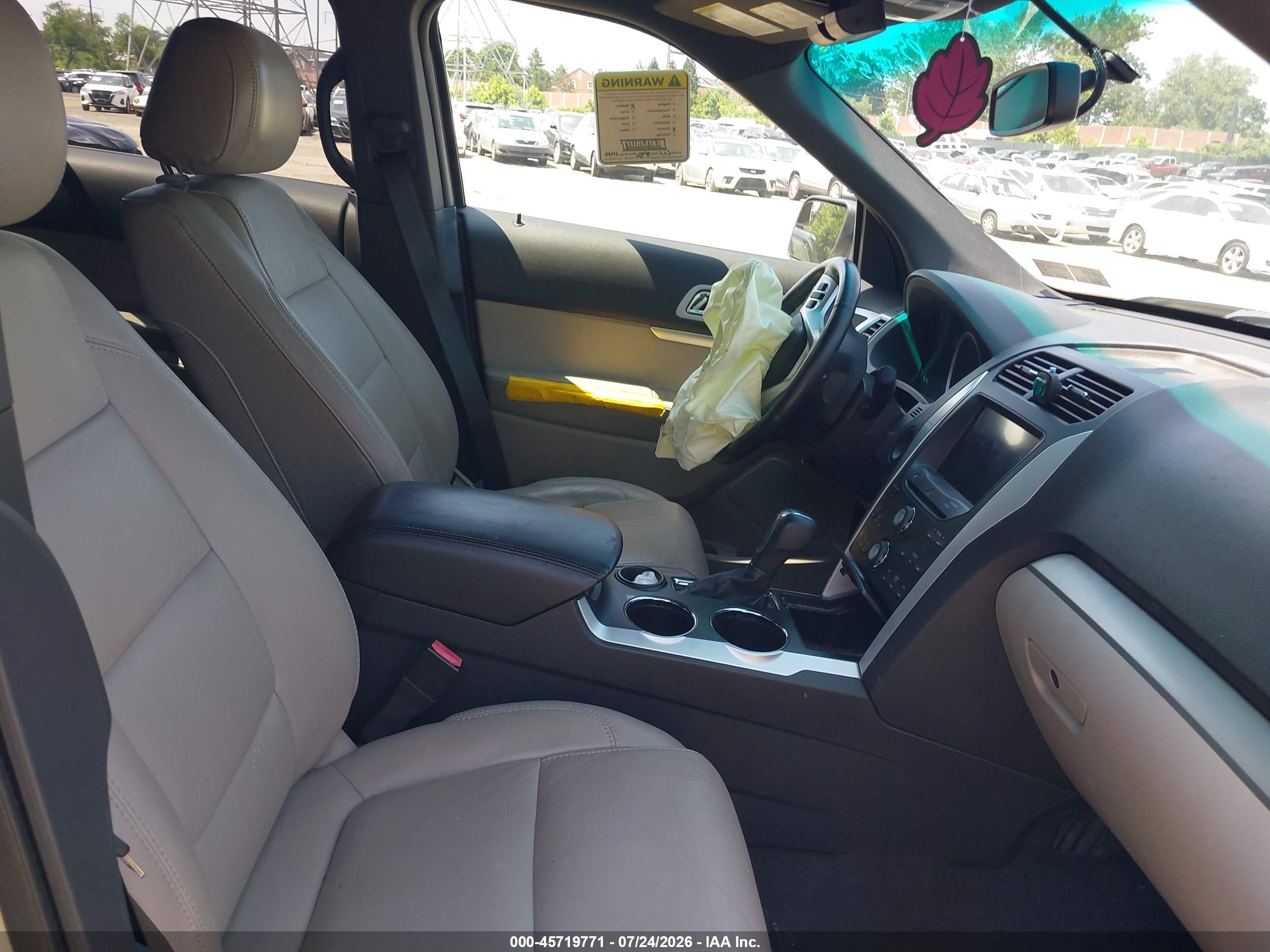 2011 Ford Explorer Xlt Черный vin: 1FMHK7D83BGA55263
