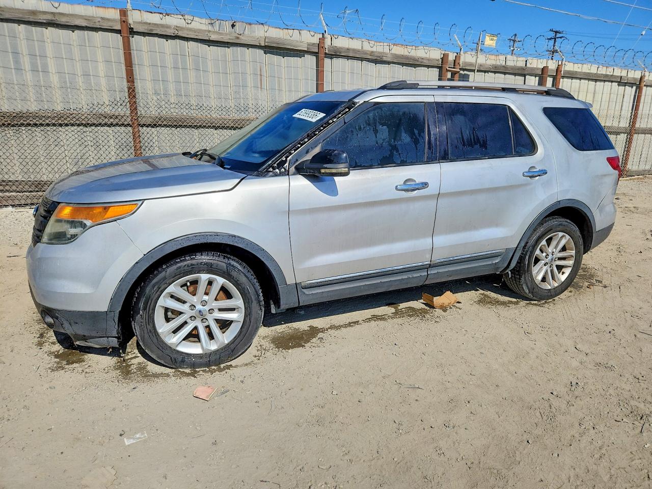2011 Ford Explorer Xlt Silver vin: 1FMHK7D83BGA94483