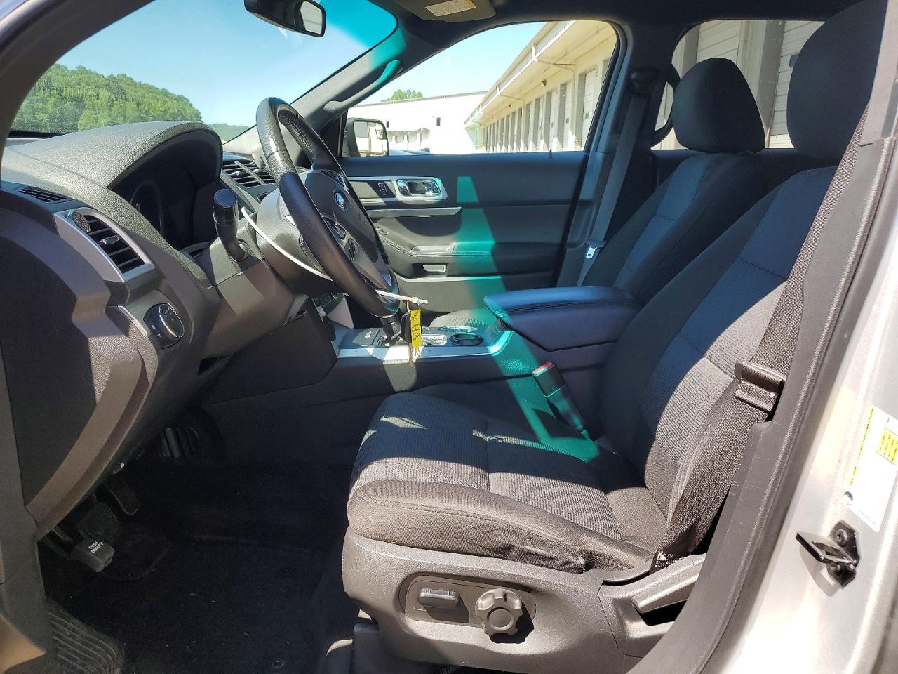 2012 Ford Explorer Xlt Silver vin: 1FMHK7D83CGA08011