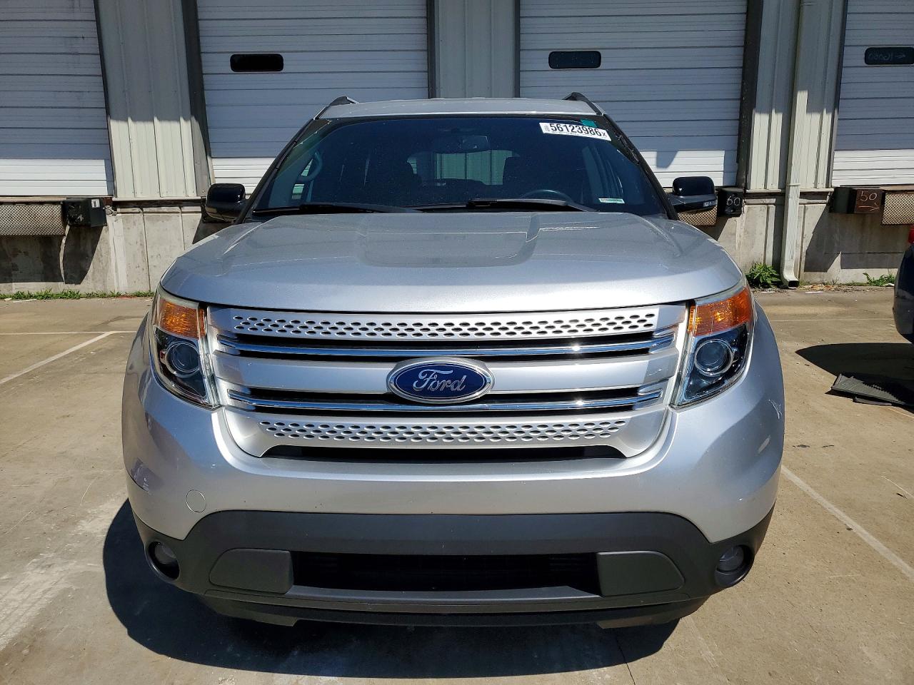 2012 Ford Explorer Xlt Silver vin: 1FMHK7D83CGA08011