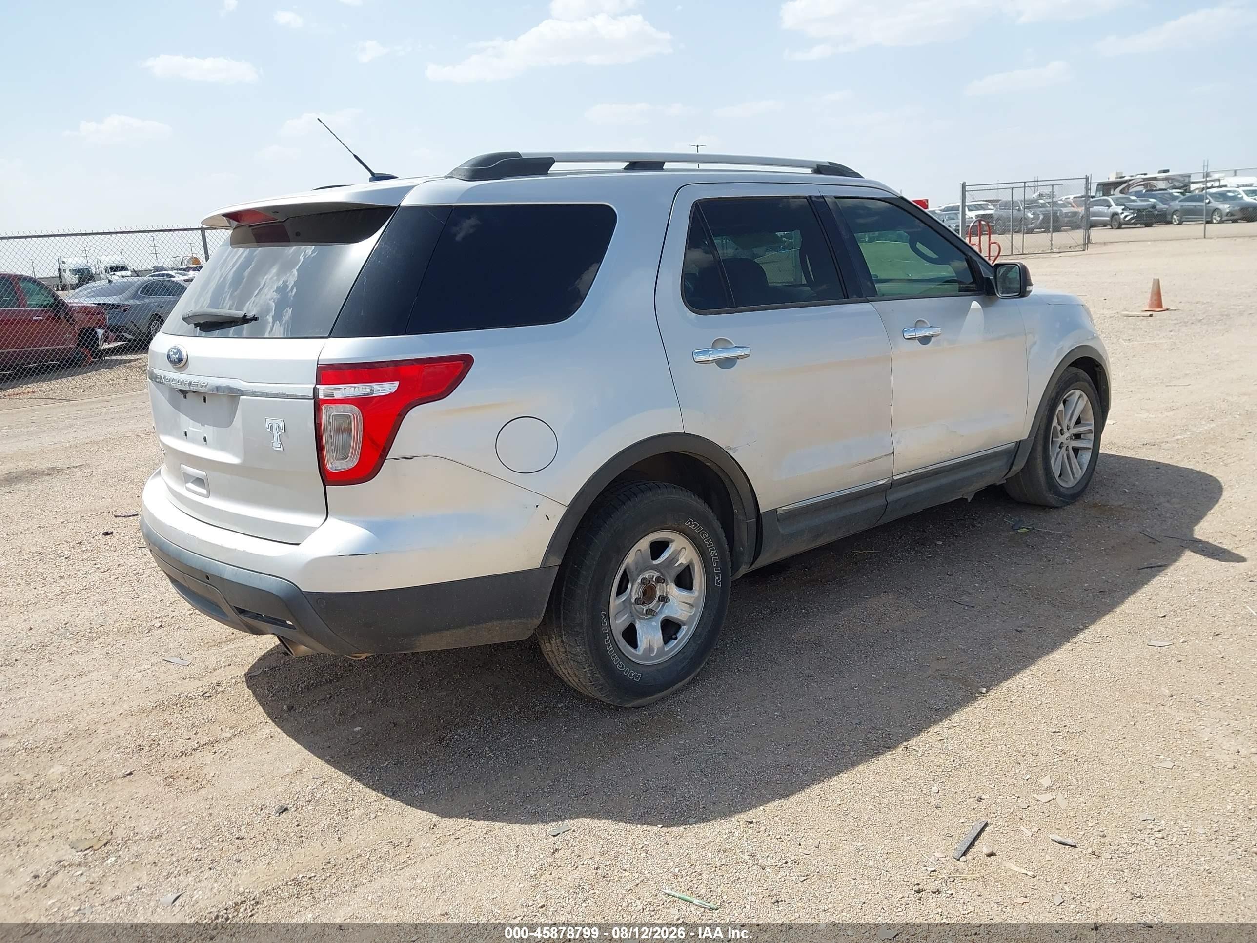 2012 Ford Explorer Xlt Silver vin: 1FMHK7D83CGA16951