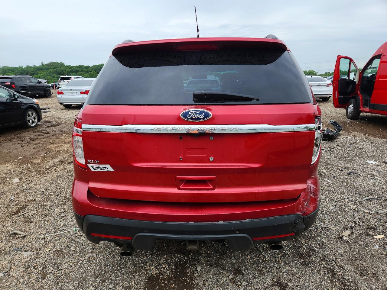 2011 Ford Explorer Xlt Red vin: 1FMHK7D84BGA10011