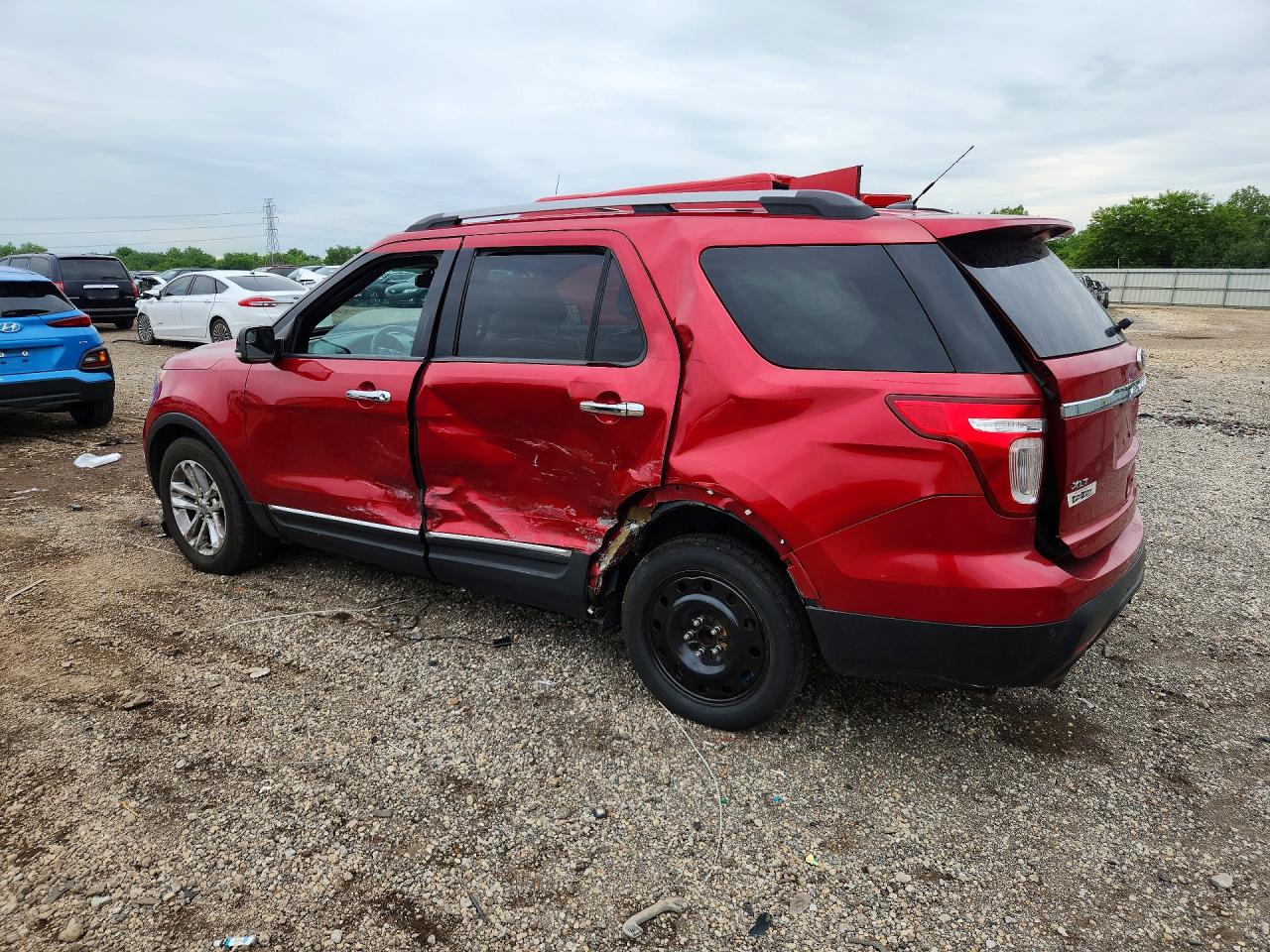 2011 Ford Explorer Xlt Red vin: 1FMHK7D84BGA10011