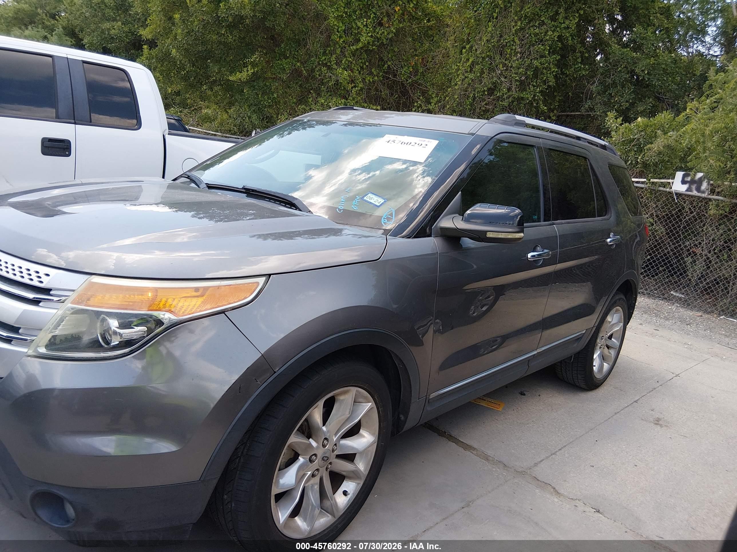 2011 Ford Explorer Xlt Gray vin: 1FMHK7D84BGA10963