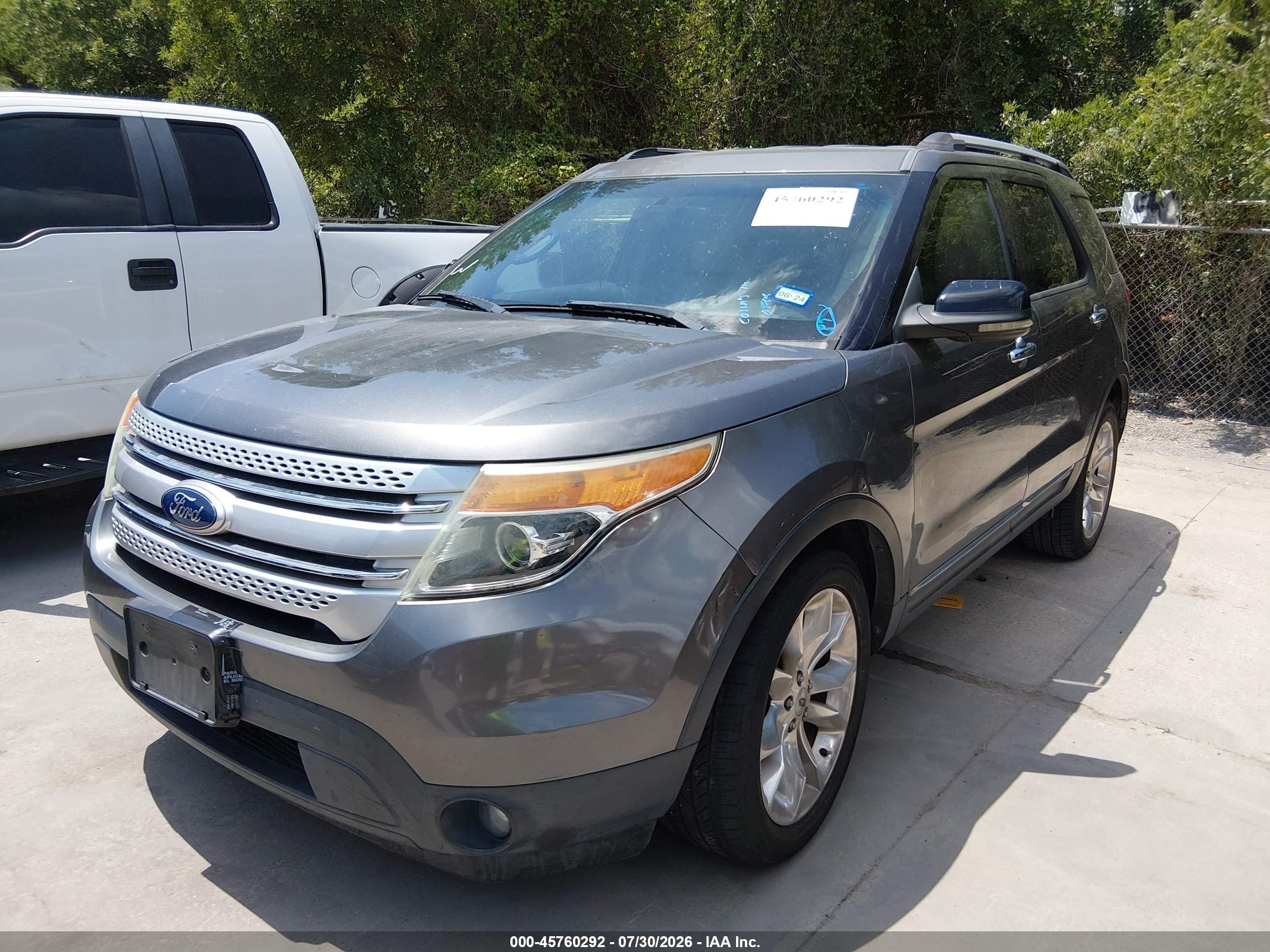 2011 Ford Explorer Xlt Gray vin: 1FMHK7D84BGA10963