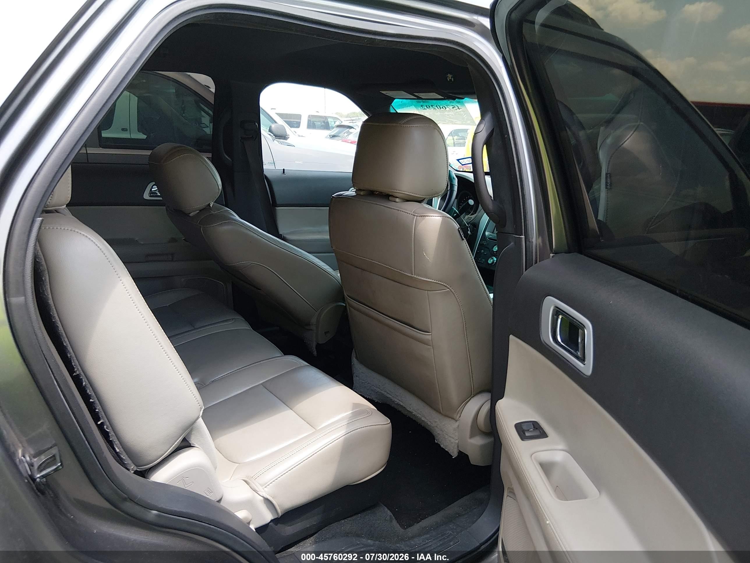 2011 Ford Explorer Xlt Gray vin: 1FMHK7D84BGA10963