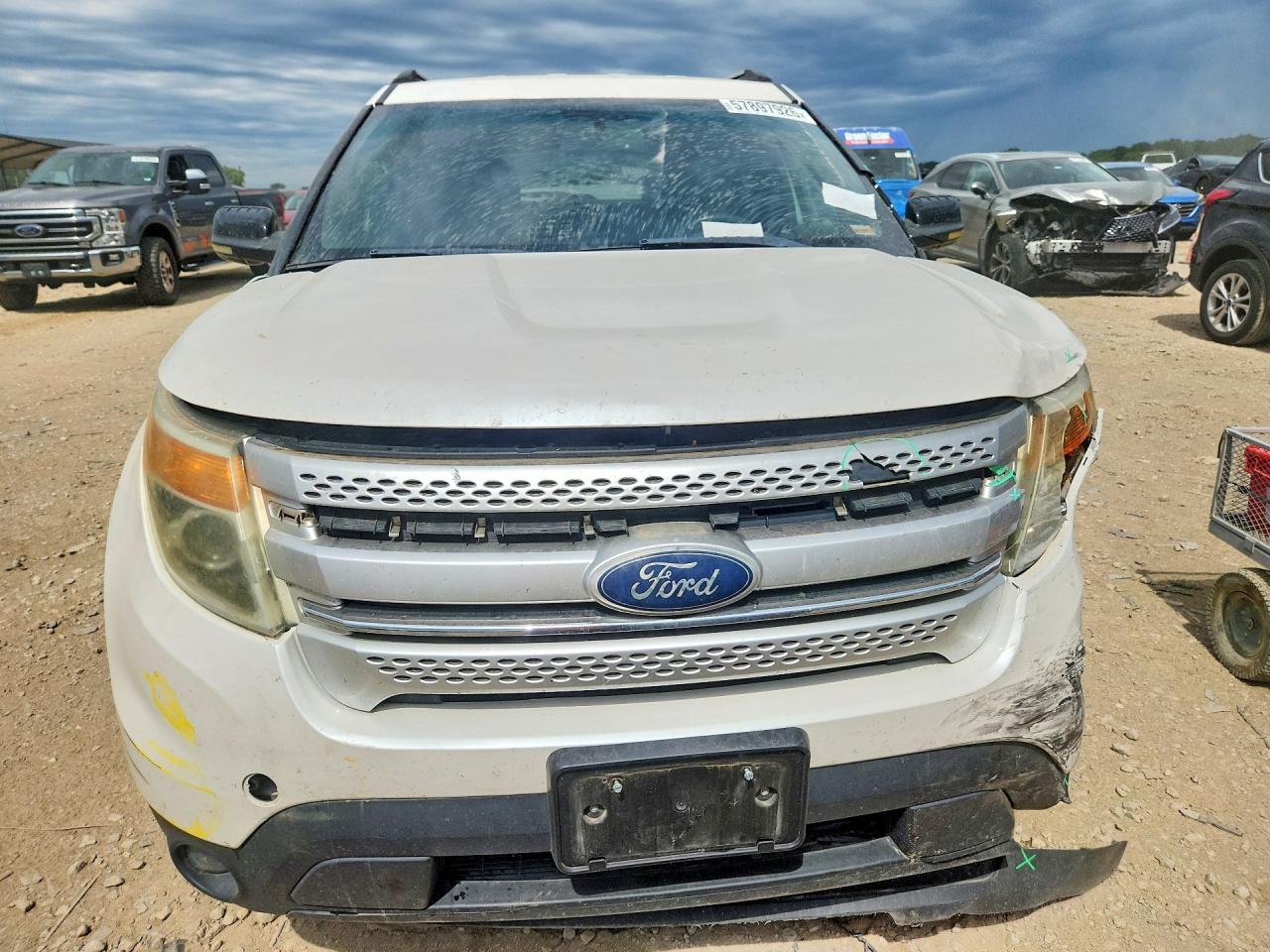2011 Ford Explorer Xlt White vin: 1FMHK7D84BGA43266