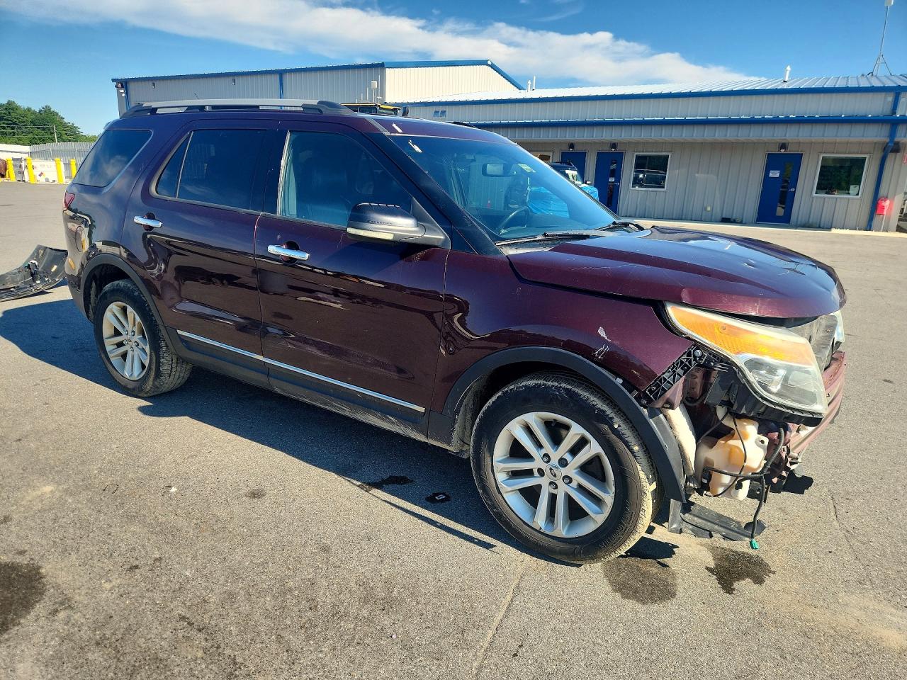 2011 Ford Explorer Xlt Burgundy vin: 1FMHK7D84BGA57667