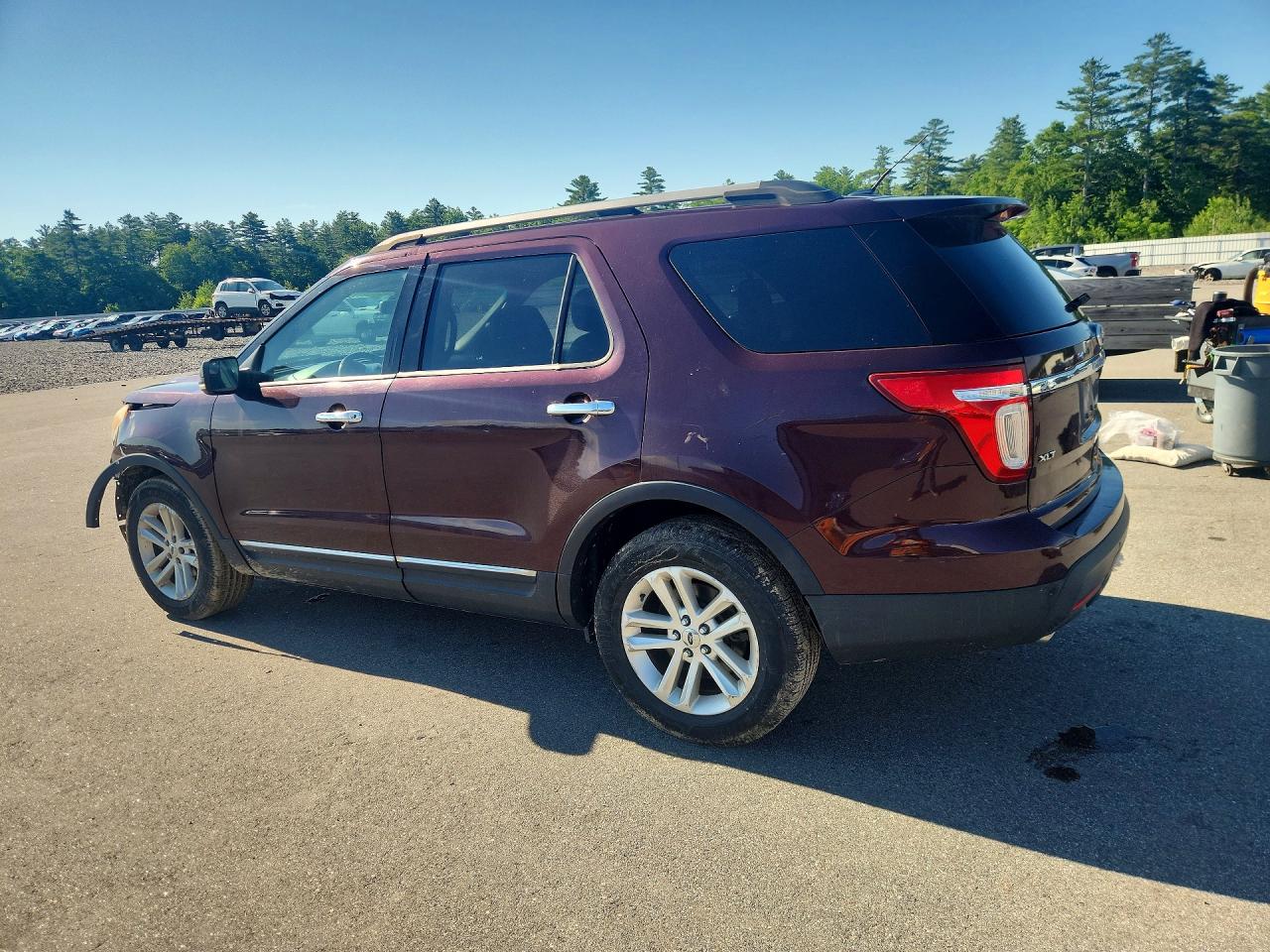 2011 Ford Explorer Xlt Burgundy vin: 1FMHK7D84BGA57667