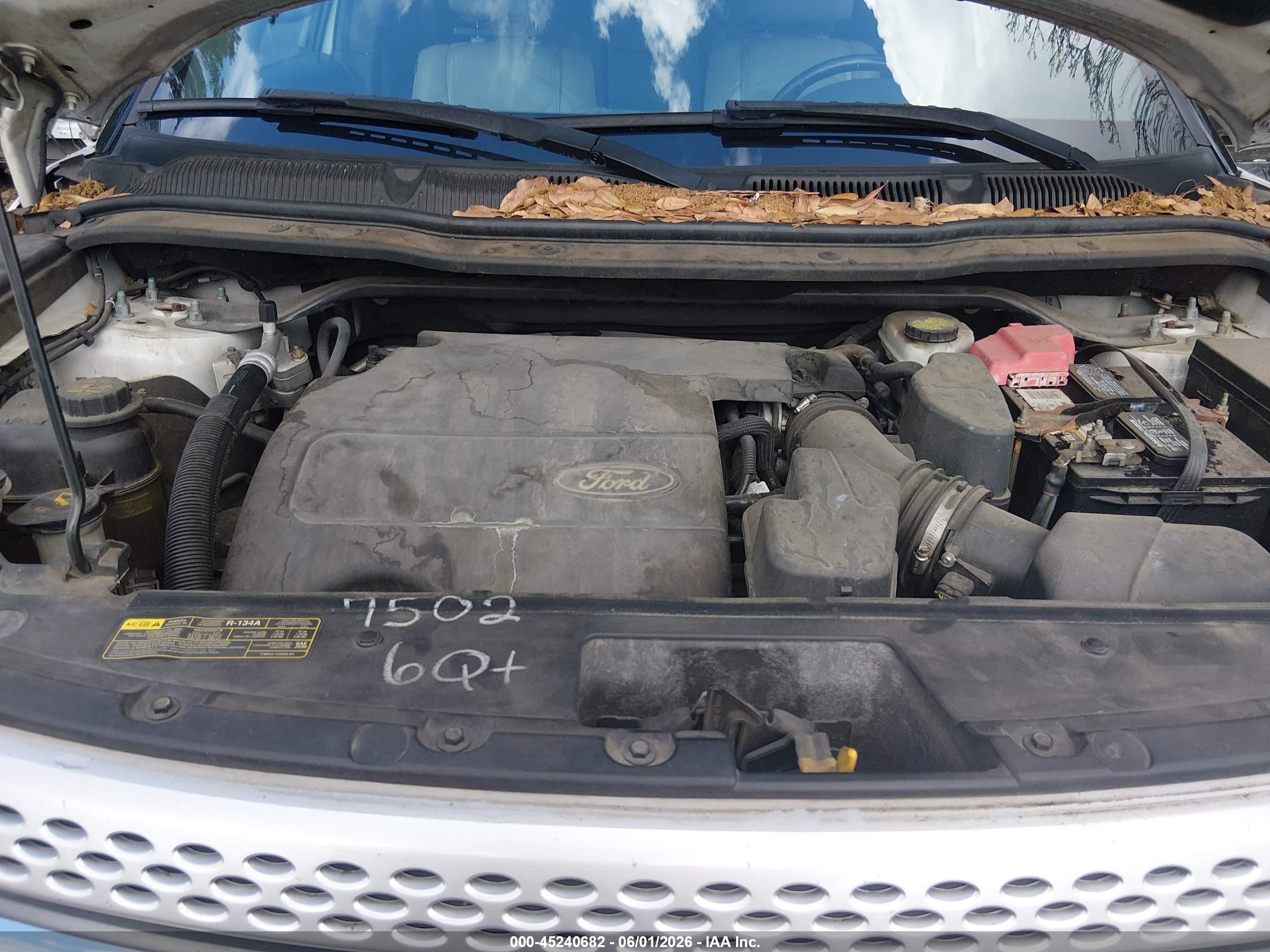 2011 Ford Explorer Xlt Белый vin: 1FMHK7D84BGA78616