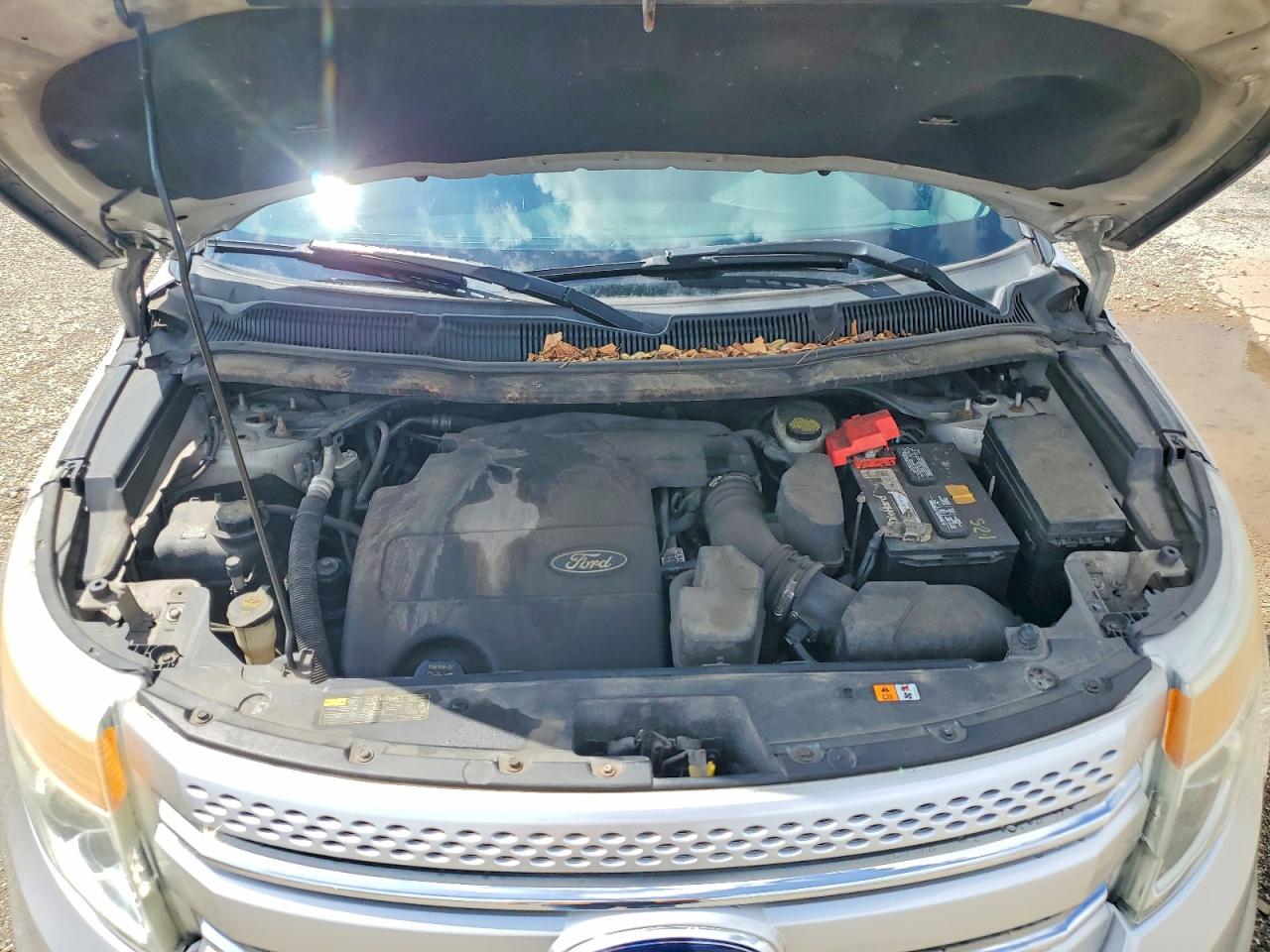 2011 Ford Explorer Xlt Silver vin: 1FMHK7D84BGA84139