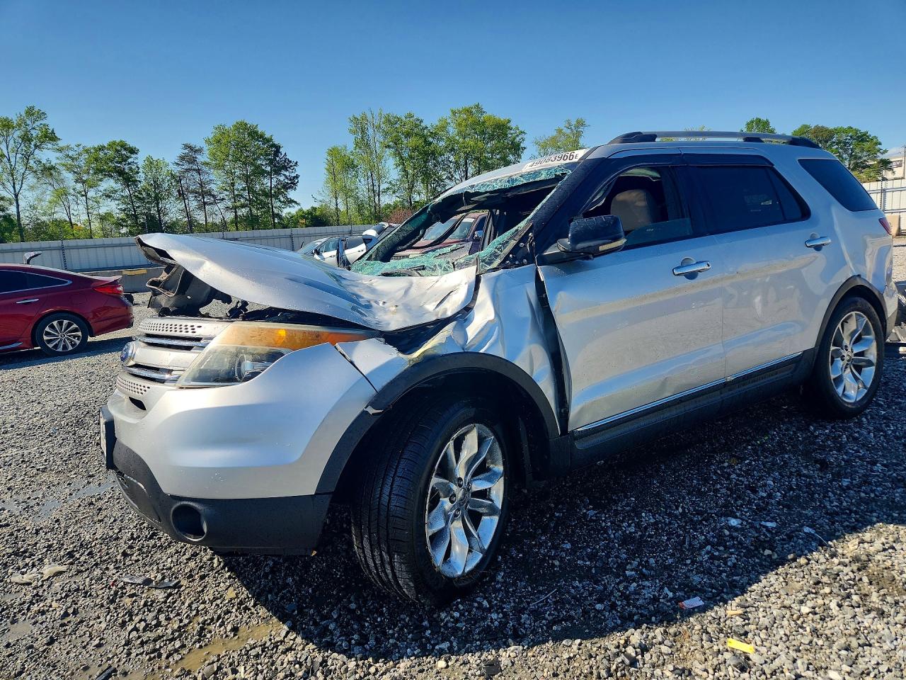 2011 Ford Explorer Xlt Silver vin: 1FMHK7D84BGA91317
