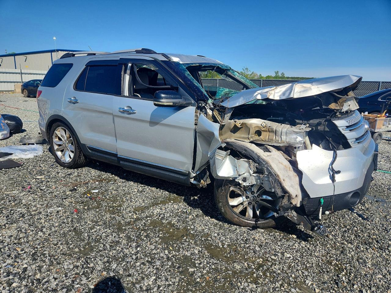 2011 Ford Explorer Xlt Серебряный vin: 1FMHK7D84BGA91317