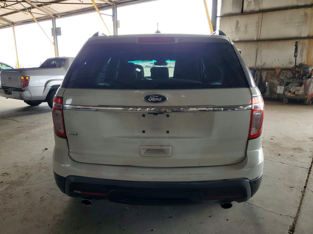 2012 Ford Explorer Xlt White vin: 1FMHK7D84CGA05327