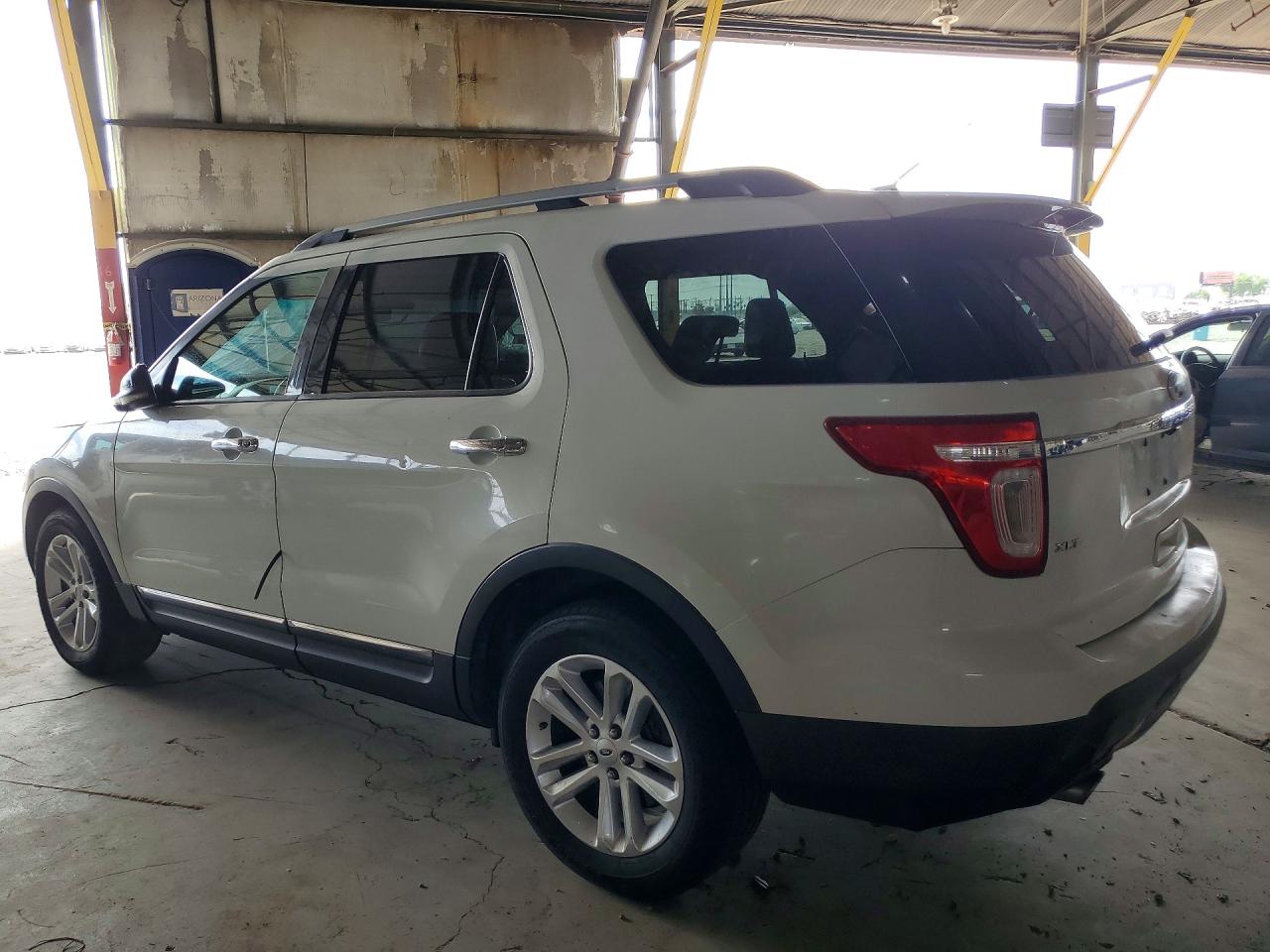 2012 Ford Explorer Xlt White vin: 1FMHK7D84CGA05327