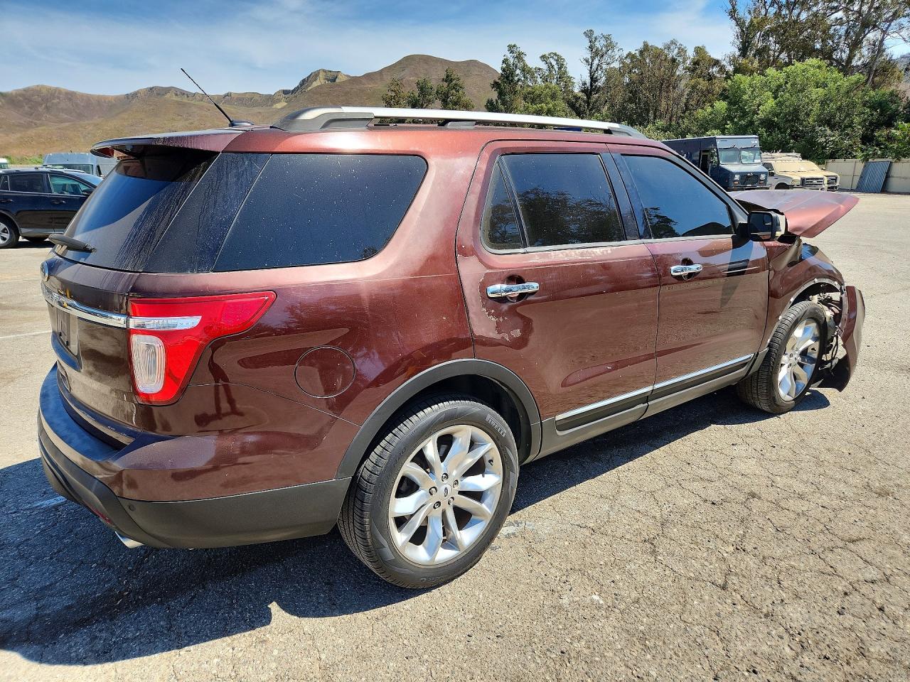 2012 Ford Explorer Xlt Burgundy vin: 1FMHK7D84CGA11791