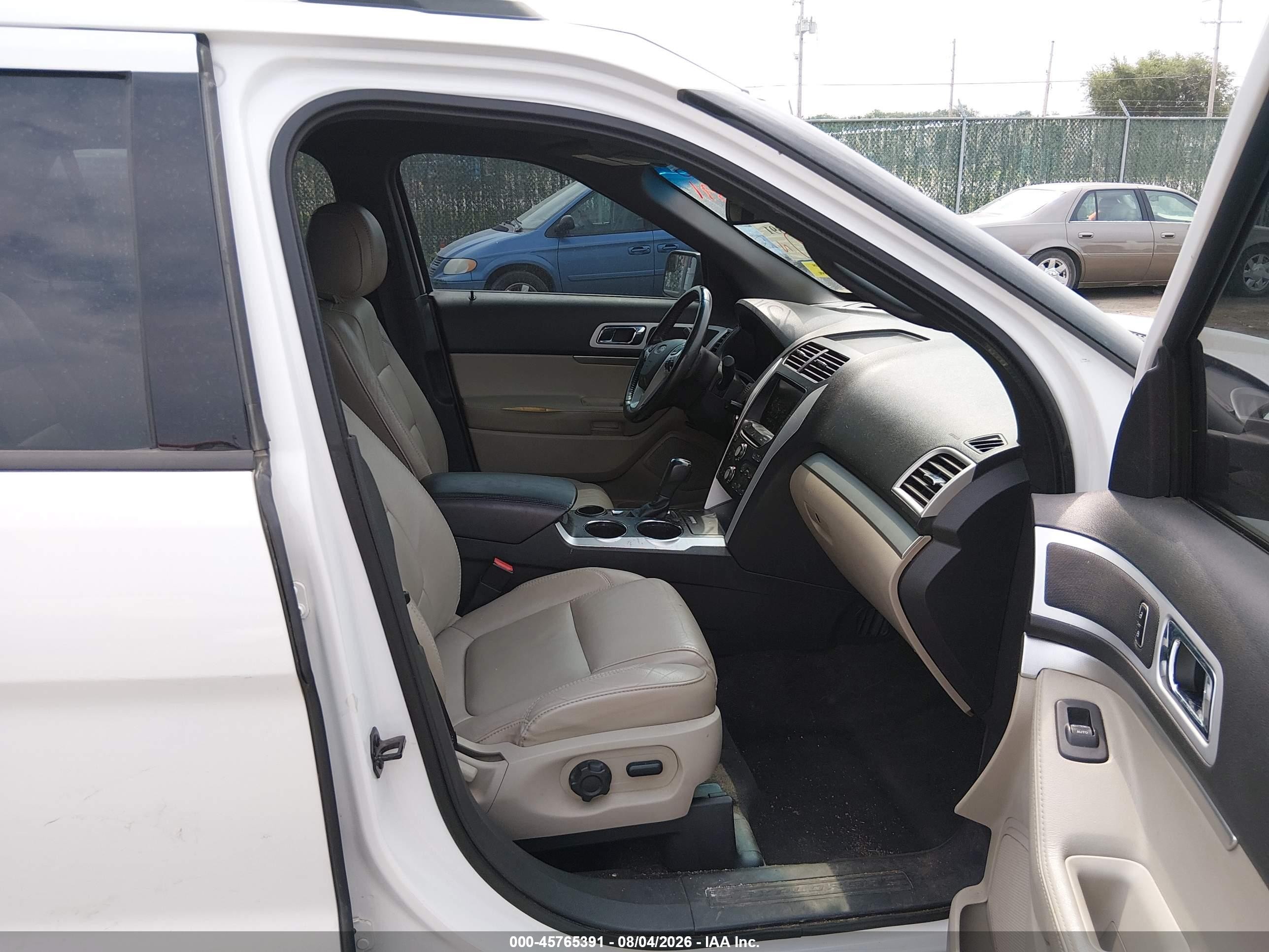 2012 Ford Explorer Xlt Белый vin: 1FMHK7D84CGA84188