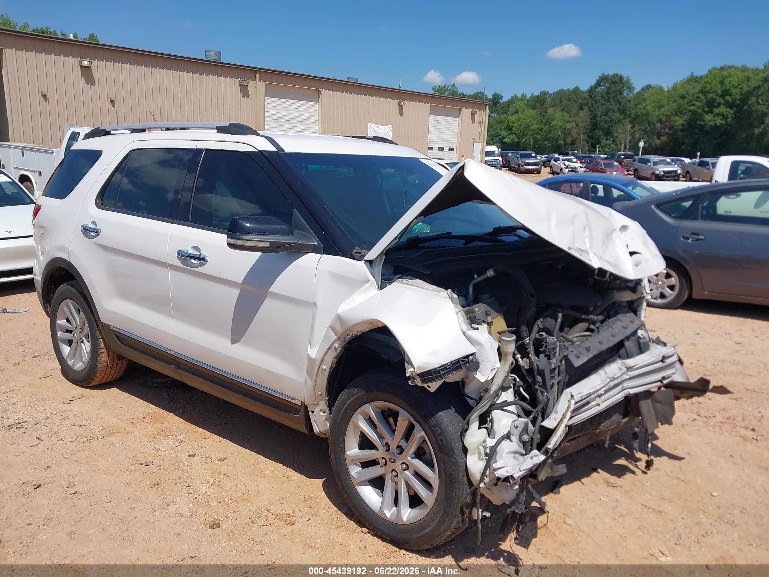 2012 Ford Explorer Xlt White vin: 1FMHK7D84CGA90573