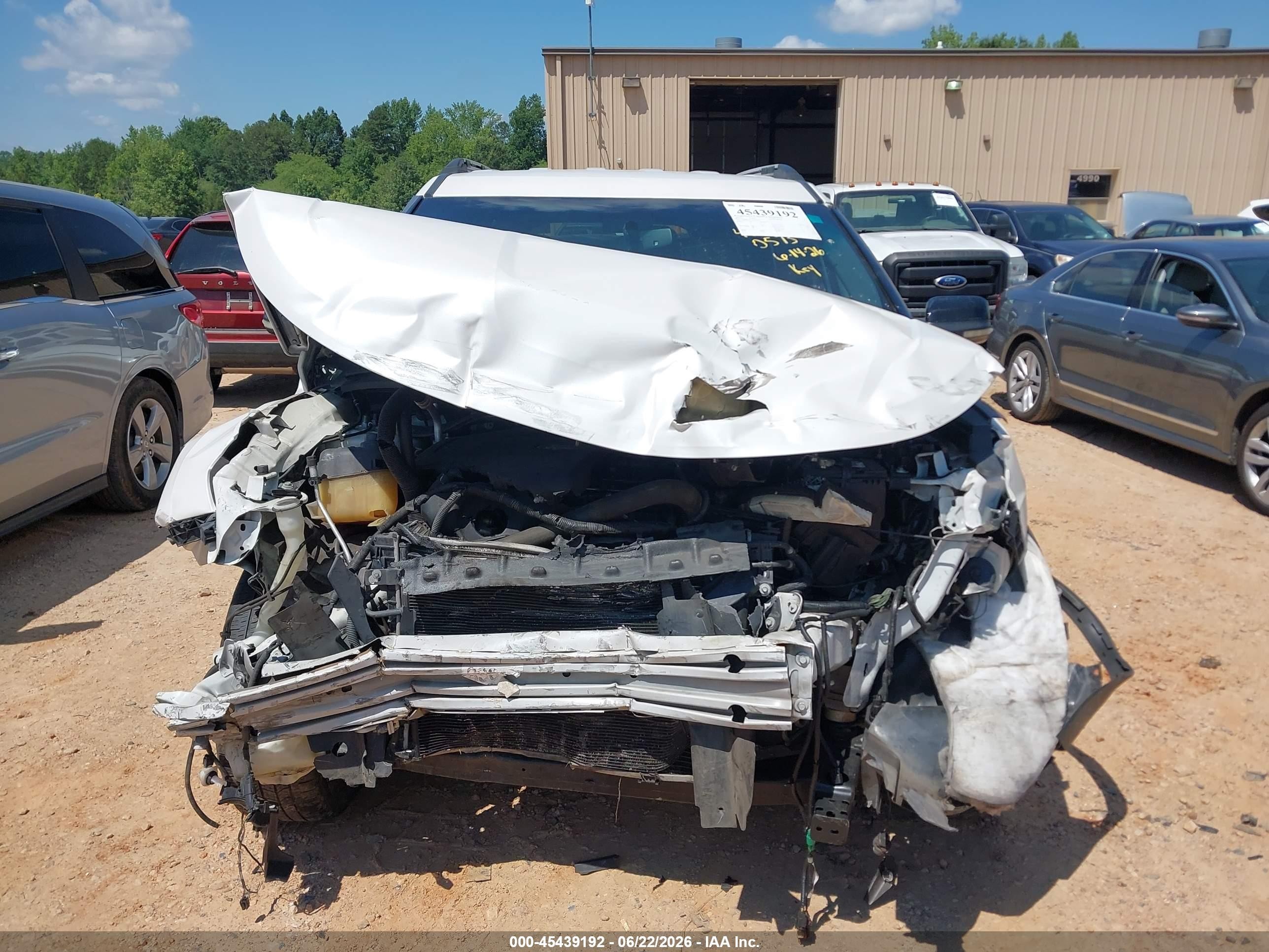 2012 Ford Explorer Xlt White vin: 1FMHK7D84CGA90573