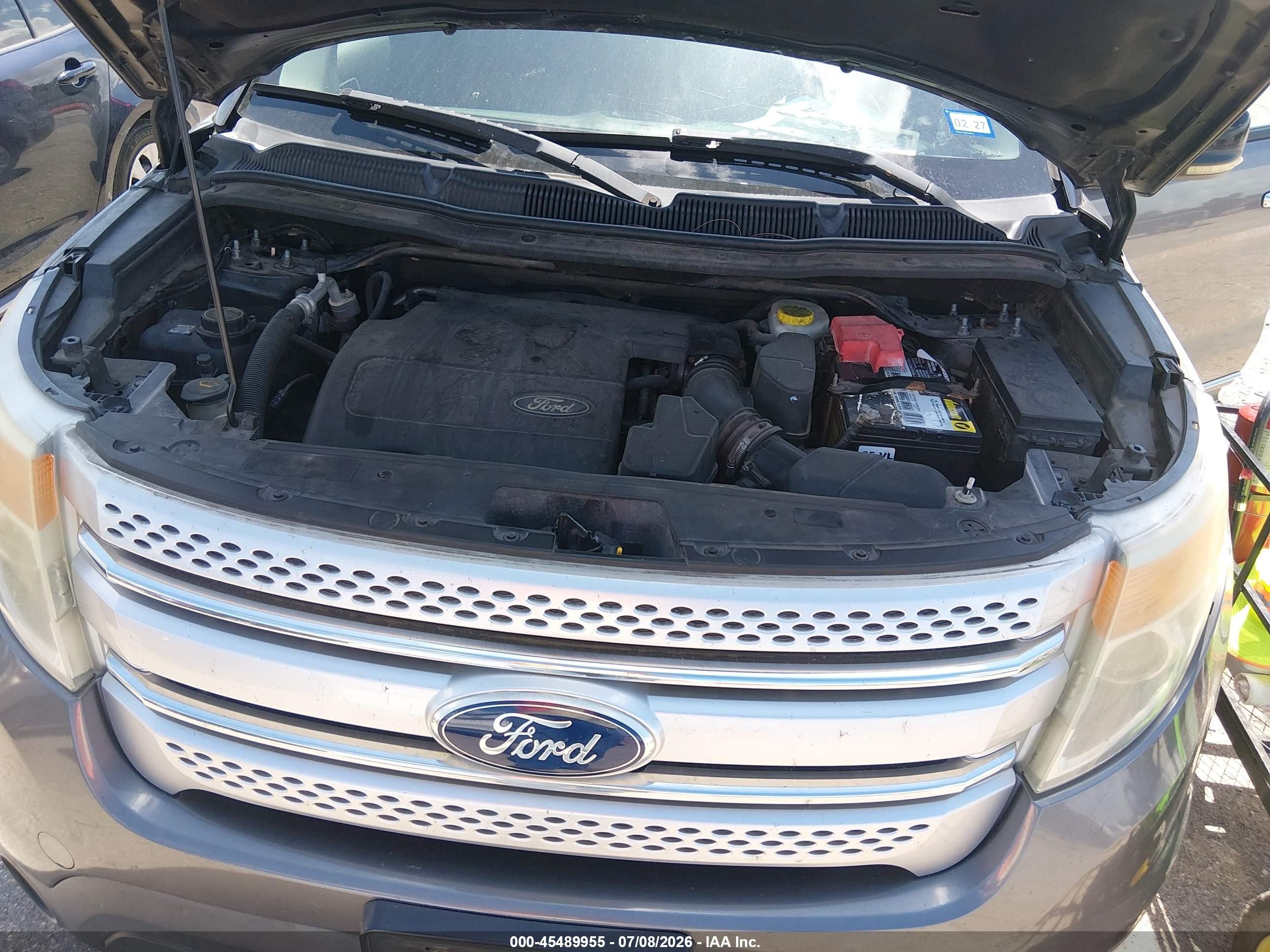 2011 Ford Explorer Xlt Серый vin: 1FMHK7D85BGA50520