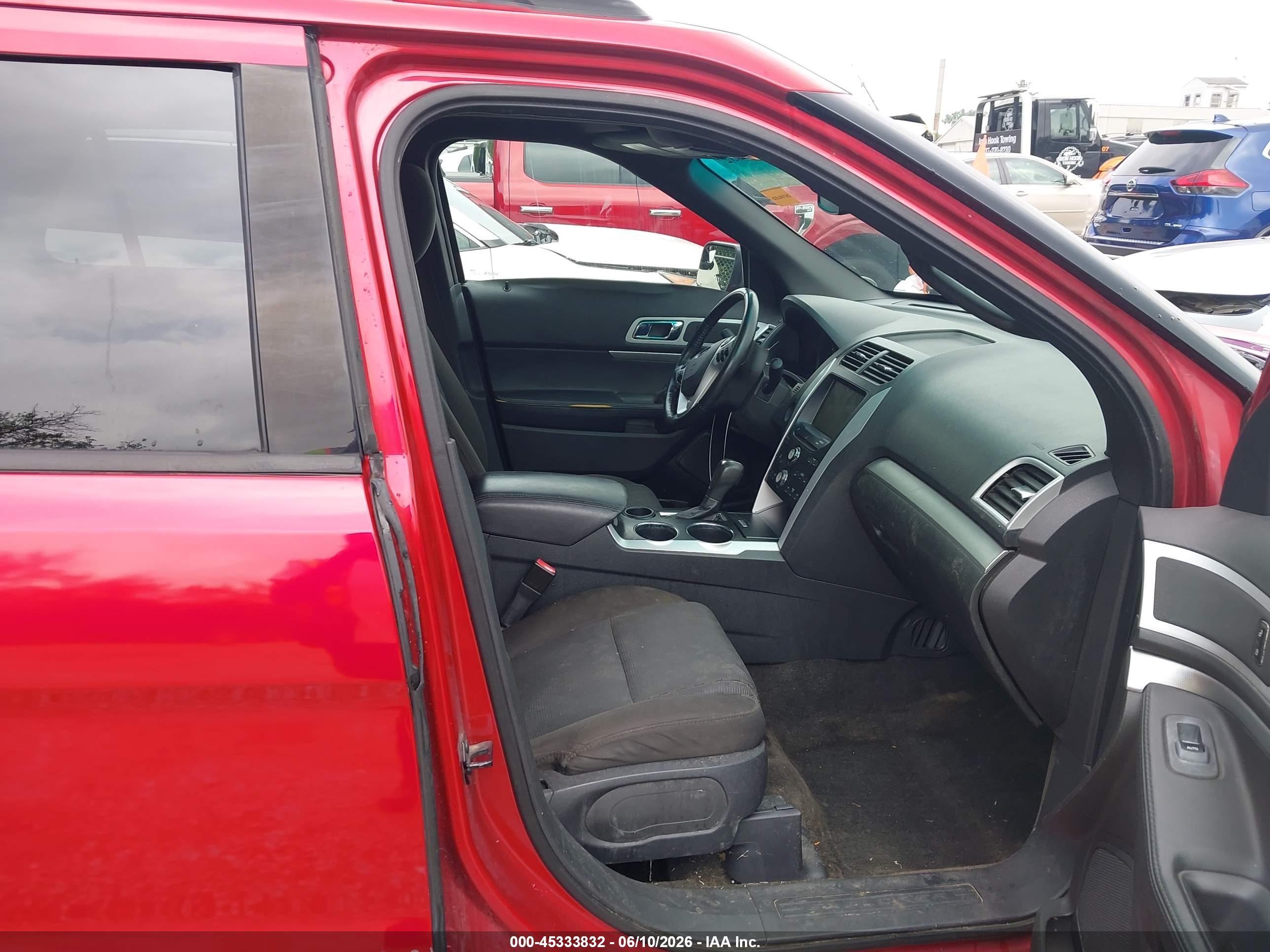 2012 Ford Explorer Xlt Red vin: 1FMHK7D85CGA16157