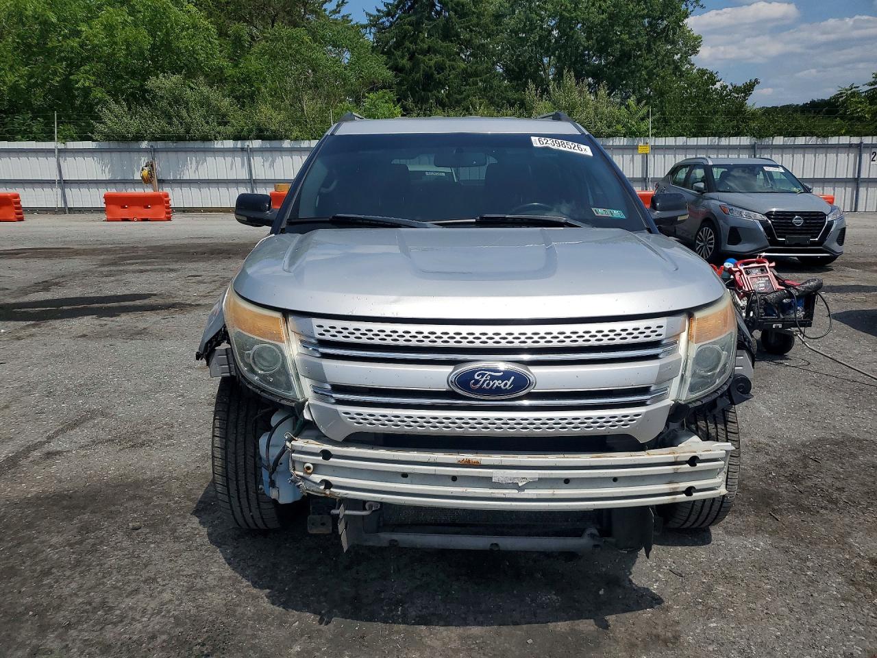 2012 Ford Explorer Xlt Silver vin: 1FMHK7D85CGA34674