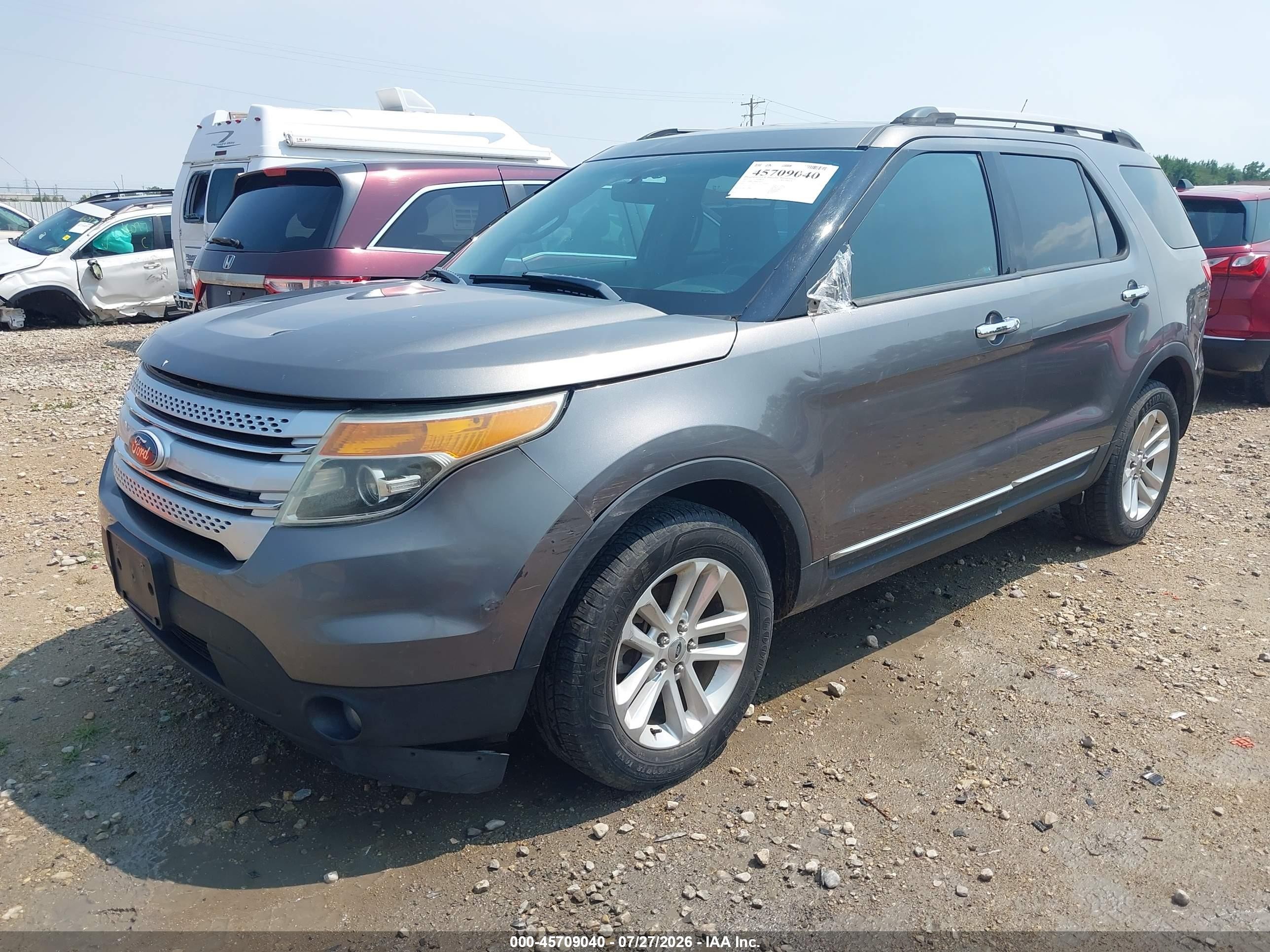 2011 Ford Explorer Xlt Gray vin: 1FMHK7D86BGA18157